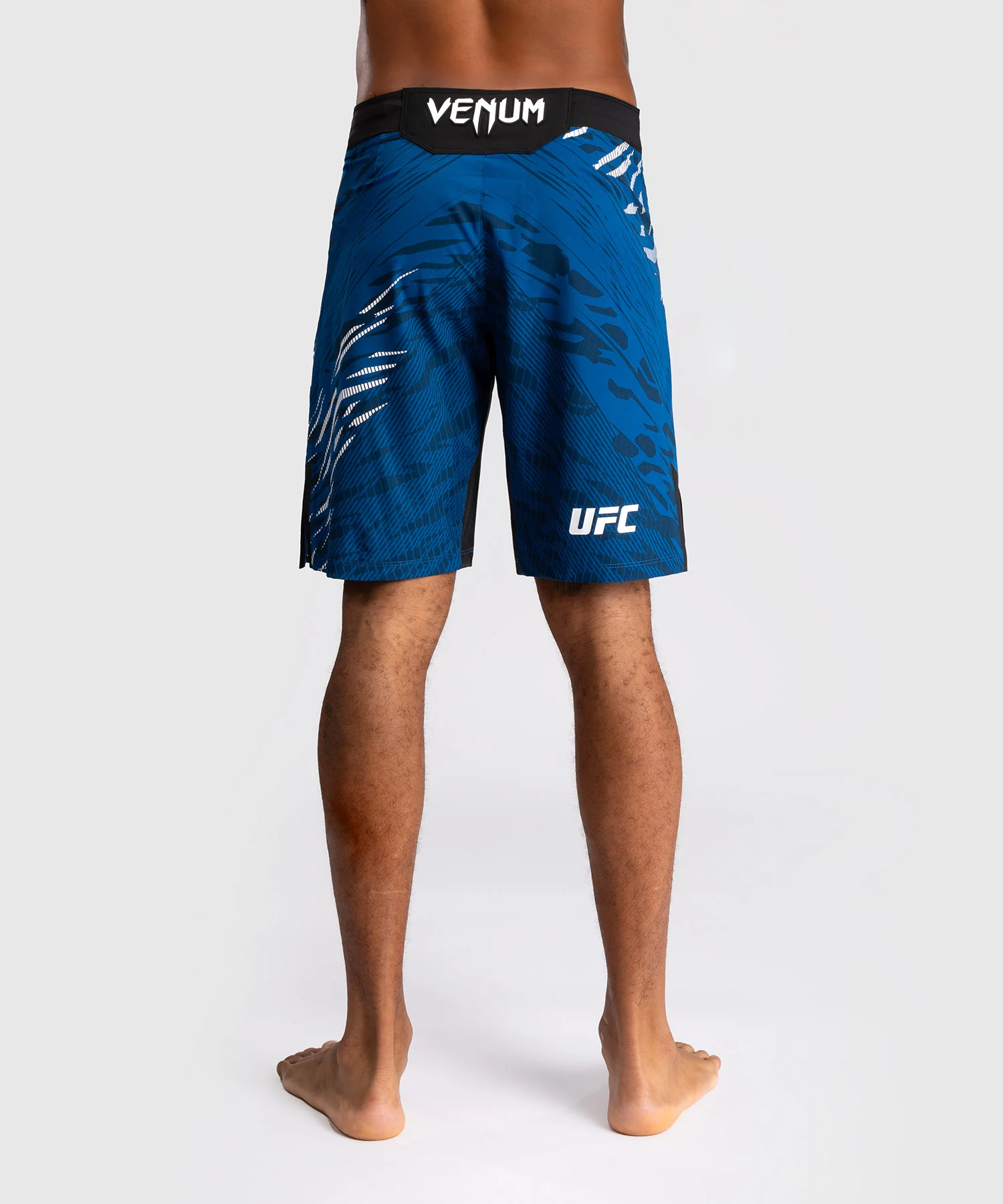 Shorts de Combat pour Hommes UFC Fusion by Venum Authentic Fight Night - Coupe Longue - Bleu - Image 3