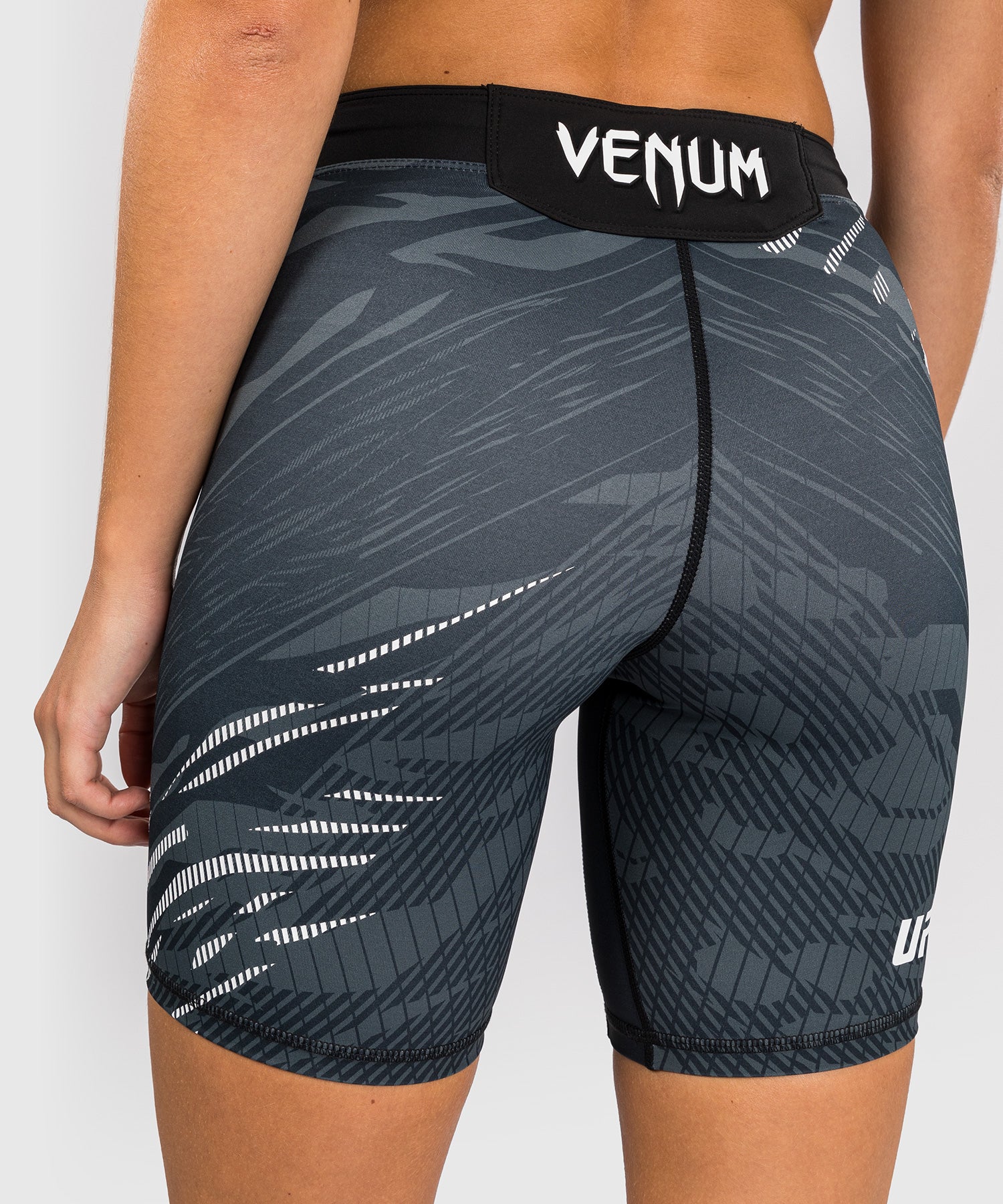 Short de compression pour Femmes UFC Fusion by Venum Authentic Fight Night - Coupe Longue - Noir - Image 6