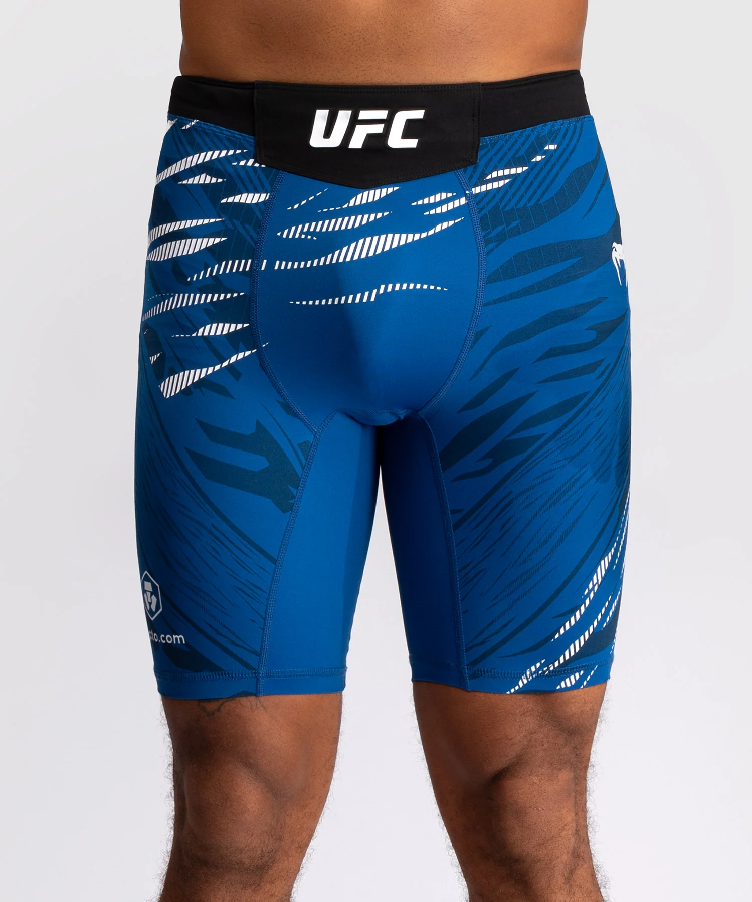 Short de compression pour Hommes UFC Fusion by Venum Authentic Fight Night - Bleu - Image 4