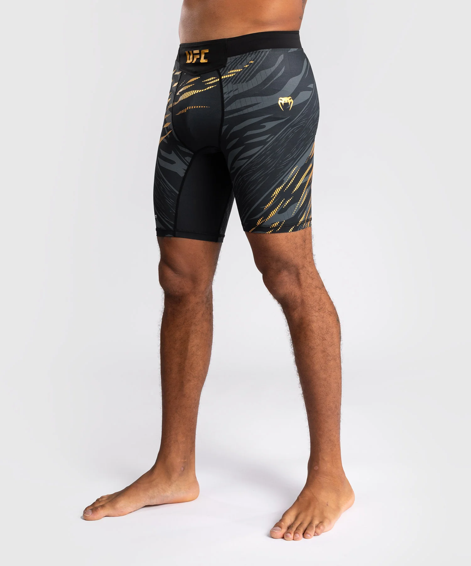 Short de compression pour Hommes UFC Fusion by Venum Authentic Fight Night - Champion - Image 2