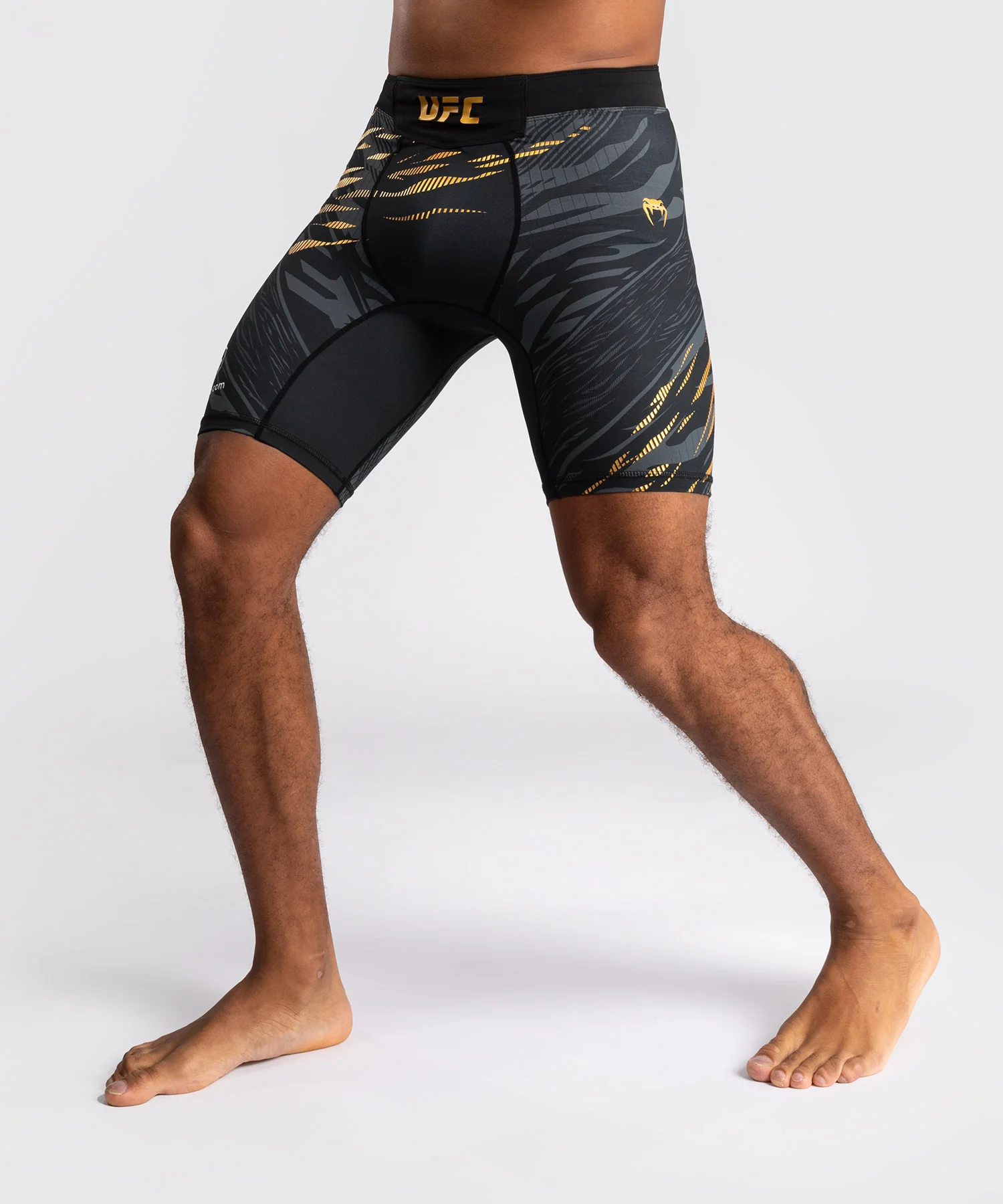 Short de compression pour Hommes UFC Fusion by Venum Authentic Fight Night - Champion - Image 6