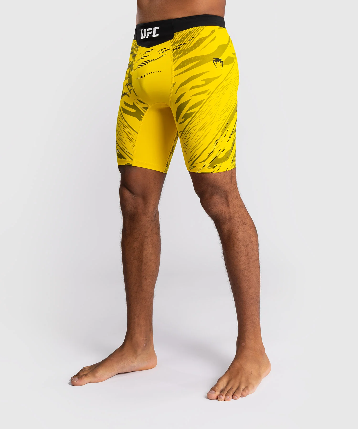 Short de compression pour Hommes UFC Fusion by Venum Authentic Fight Night - Jaune - Image 2