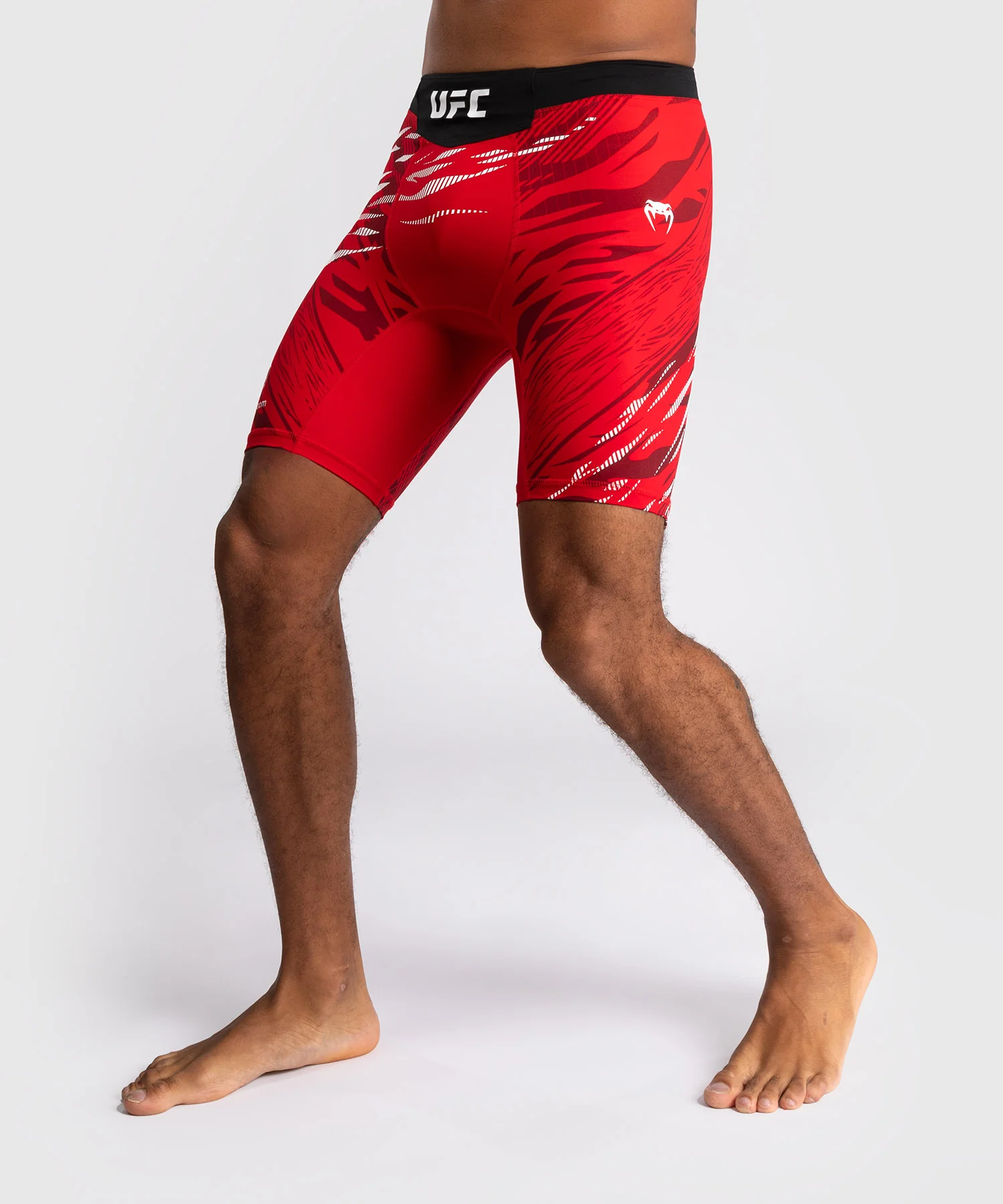 Short de compression pour Hommes UFC Fusion by Venum Authentic Fight Night - Rouge - Image 6