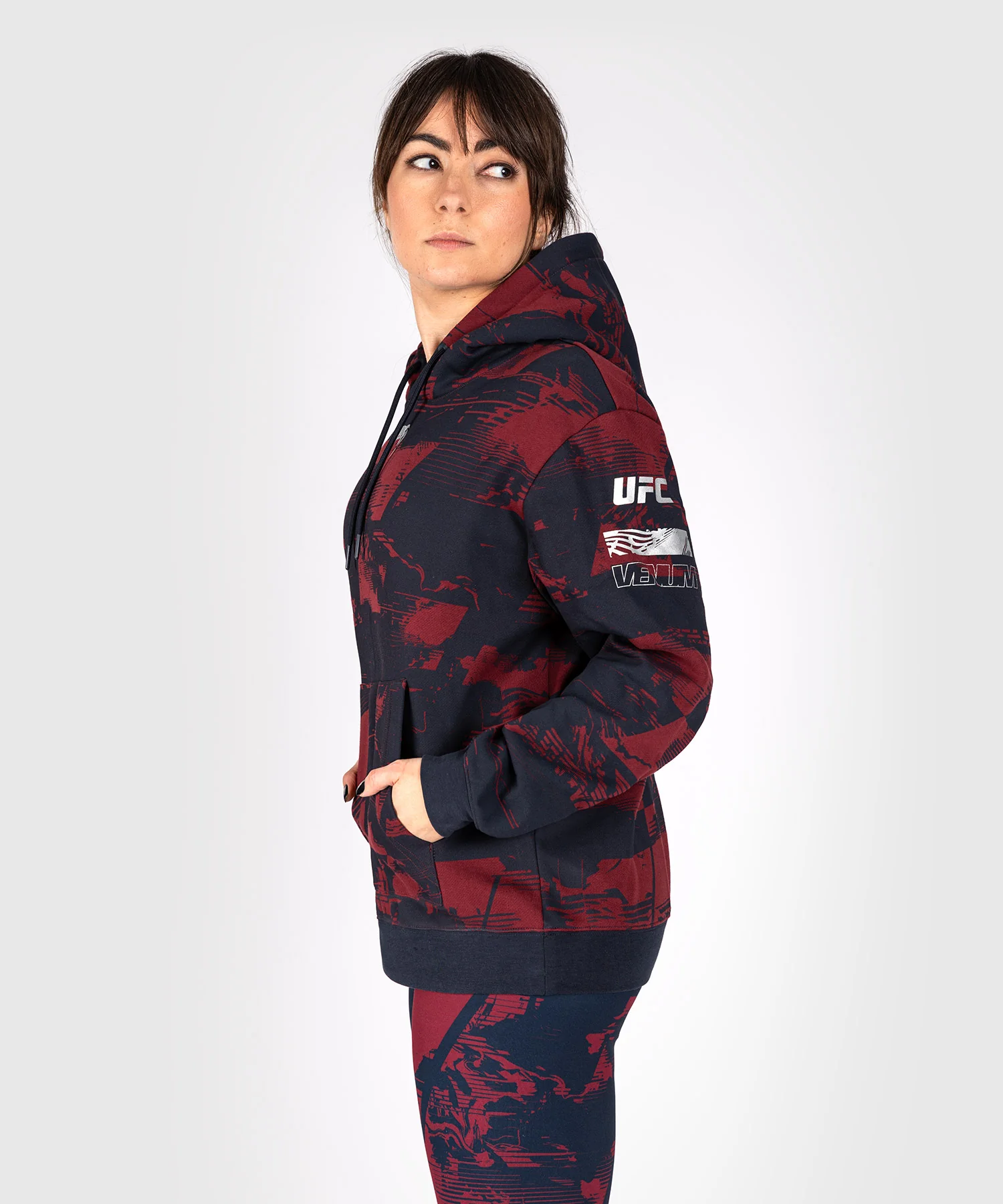 Sweat à capuche Femme UFC Zenith by Venum Authentic Fight Week - Bleu marine/Bordeaux/Argent - Image 2