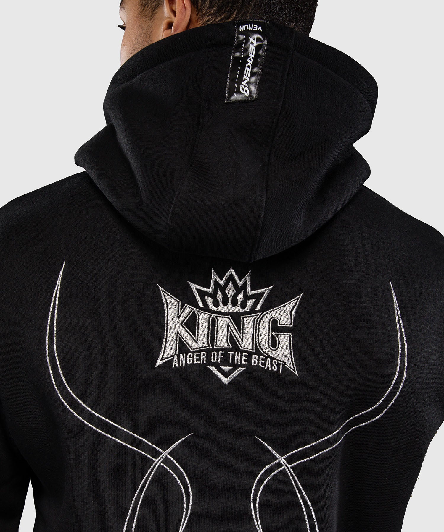 Sweat à Capuche King Venum x TEKKEN 8 - Noir/Jaune - Image 8