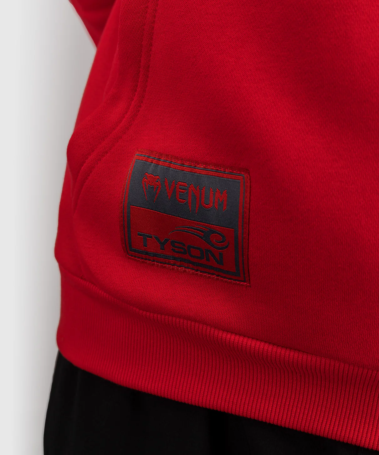 Sweat à capuche Venum x Mike Tyson Tiger - Rouge Intense/Noir Profond - Image 7