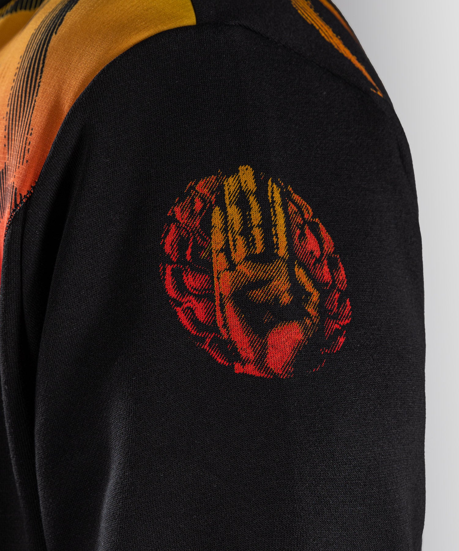 Sweat à Capuche Yoshimitsu Venum x TEKKEN 8 - Noir/Orange - Image 7