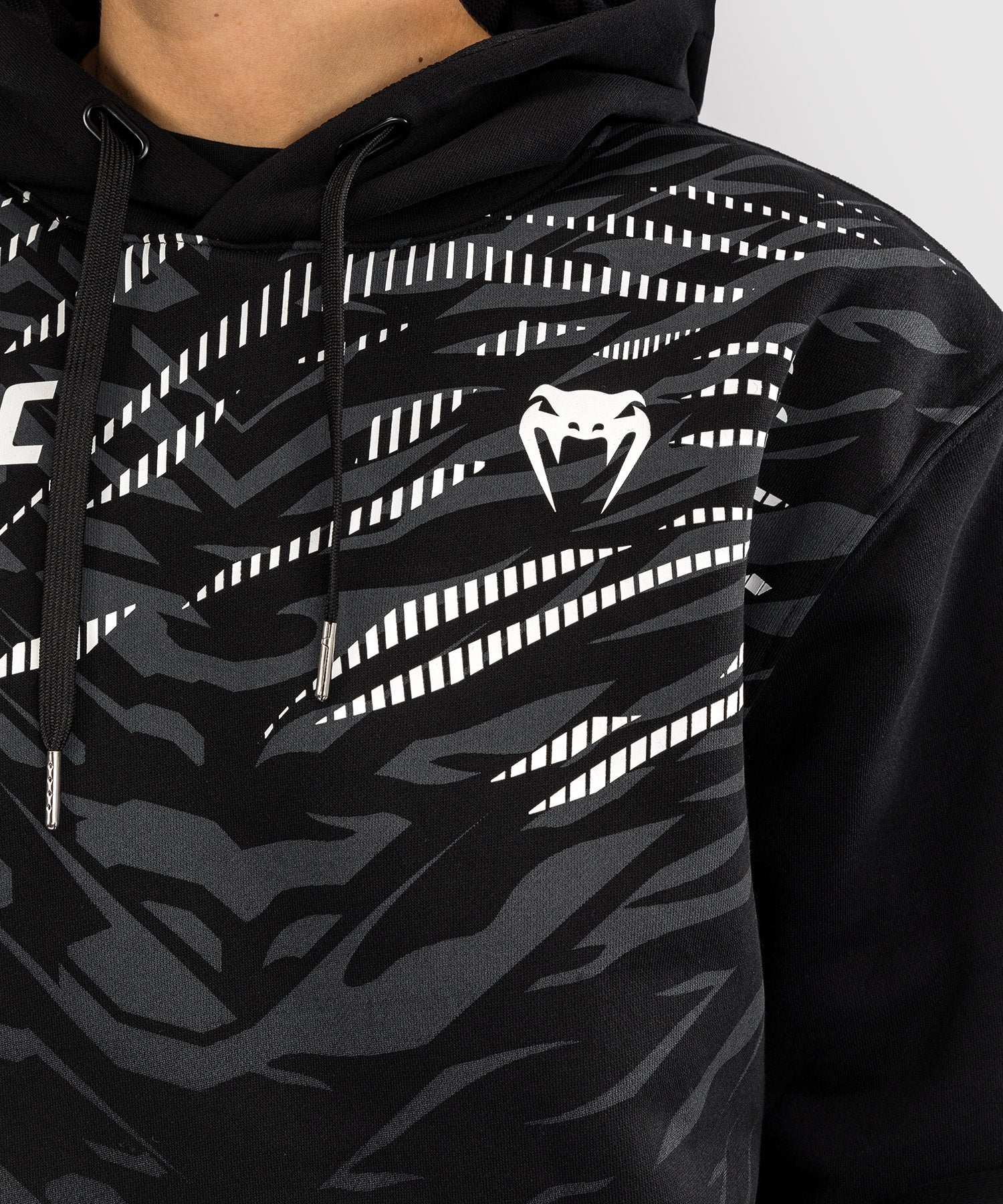 Sweatshirt à Capuche pour Femmes UFC Fusion by Venum Replica - Noir - Image 4