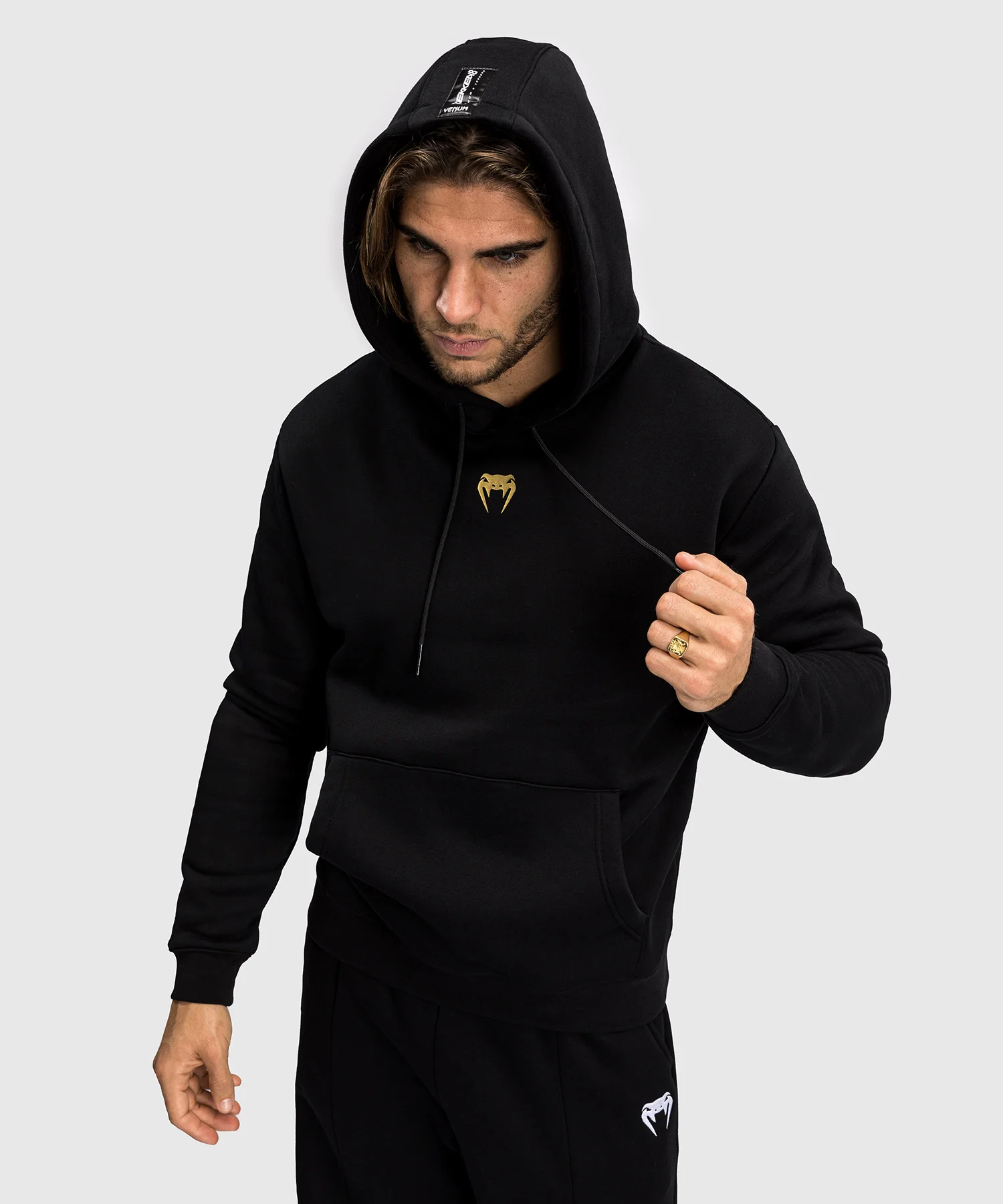 Sweatshirt à capuche Venum x TEKKEN 8 - Marshall Law - Noir/Rouge/Or - Image 3