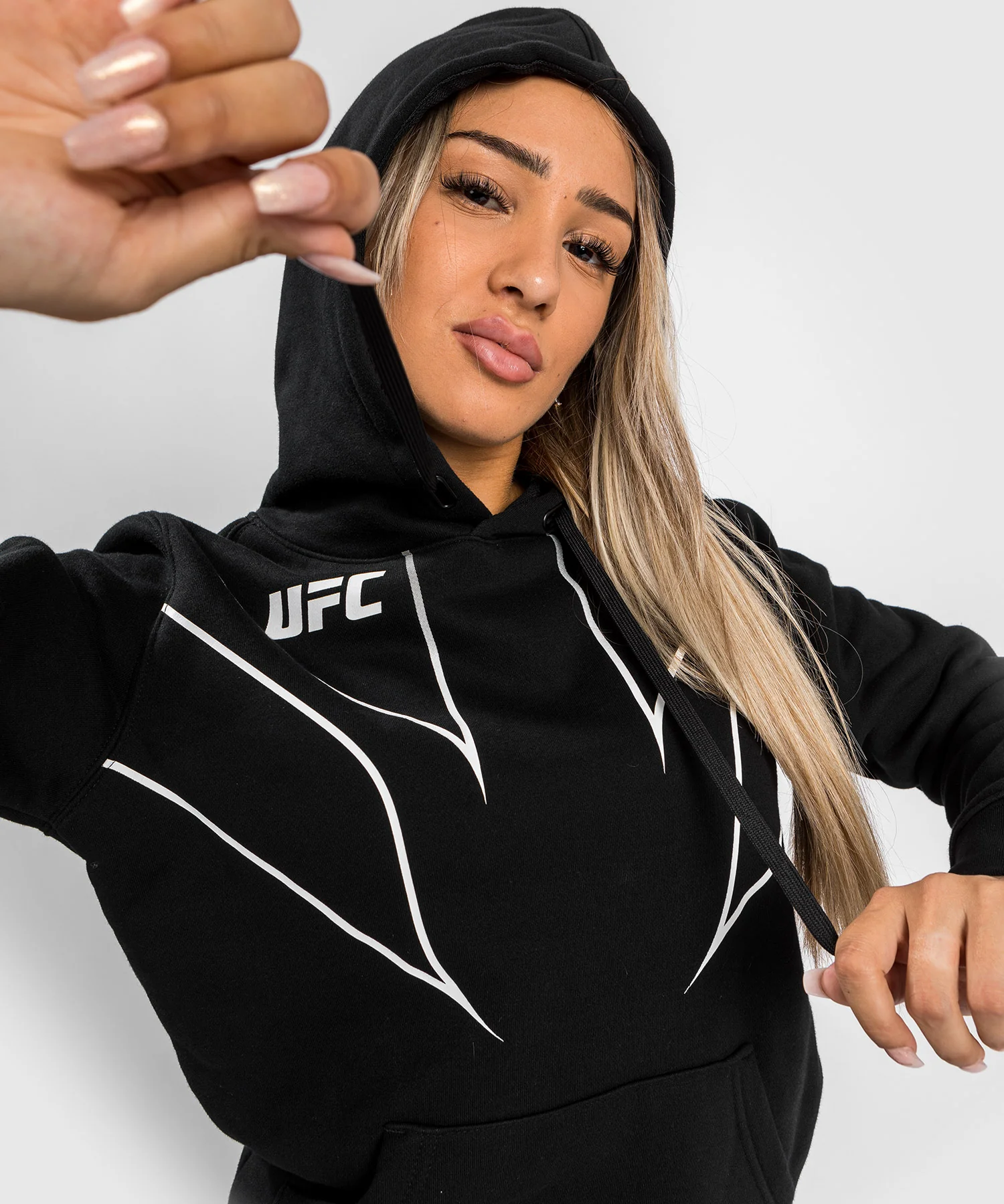 Sweatshirt UFC Venum Authentic Fight Night 2.0 Replica - Pour Femmes - Noir - Image 5