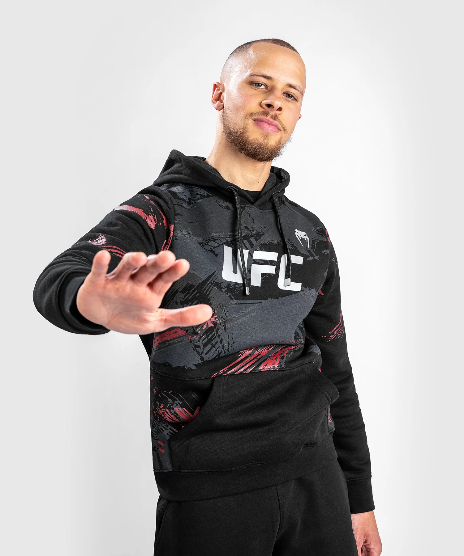 Sweatshirt UFC Venum Authentic Fight Week 2.0 - Noir/Rouge