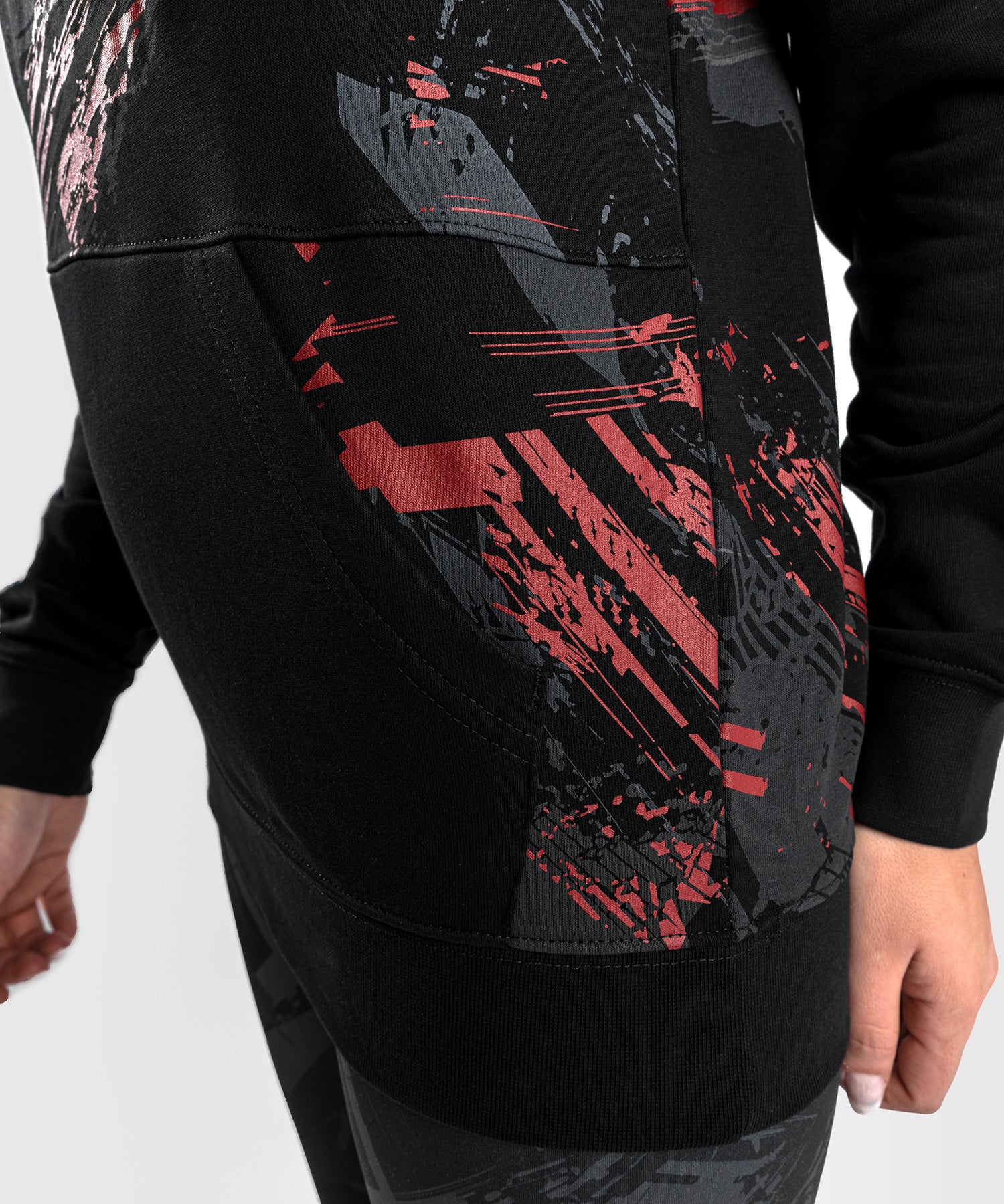 Sweatshirt à capuche pour Femmes UFC Venum Authentic Fight Week 2.0 - Noir/Rouge - Image 5