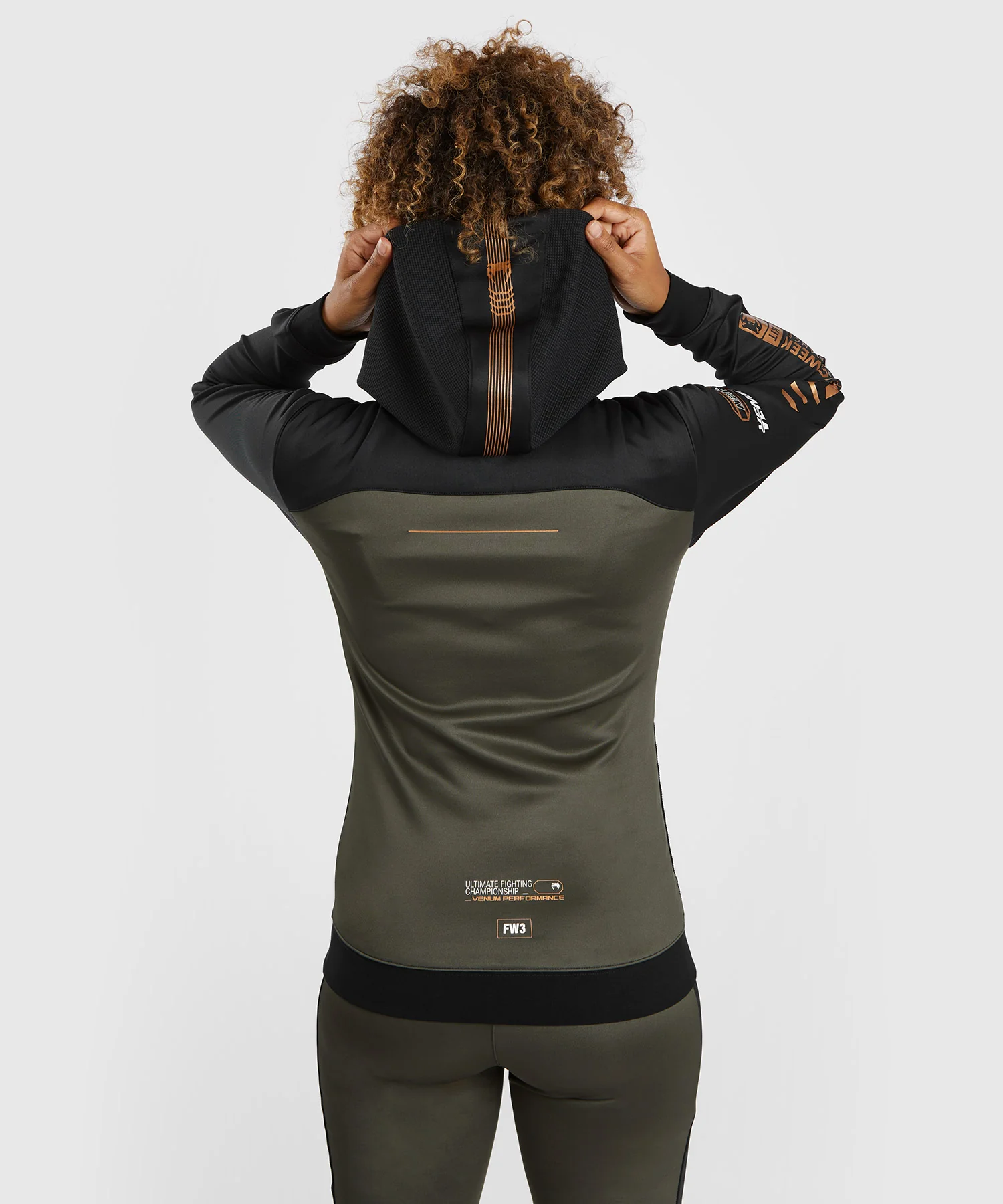 Sweatshirt zippé à capuche pour Femmes UFC Adrenaline by Venum Fight Week - Kaki/Bronze - Image 10