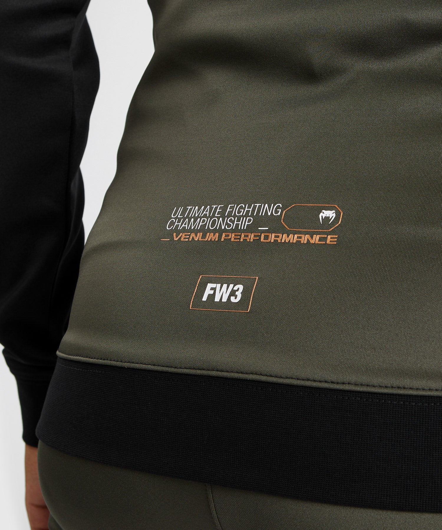 Sweatshirt zippé à capuche pour Femmes UFC Adrenaline by Venum Fight Week - Kaki/Bronze - Image 5