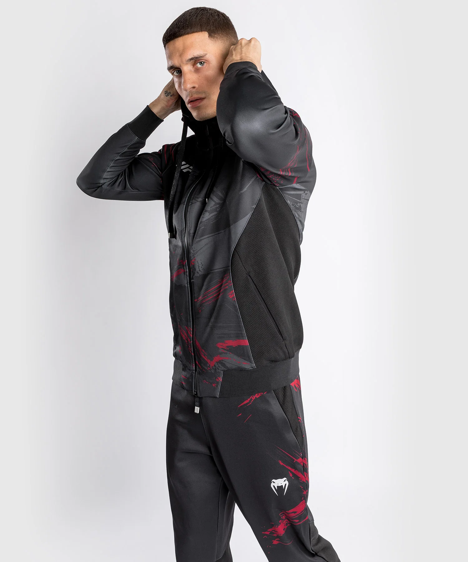 Veste à capuche pour Hommes UFC Venum Authentic Fight Week 2.0 - Noir/Rouge - Image 5