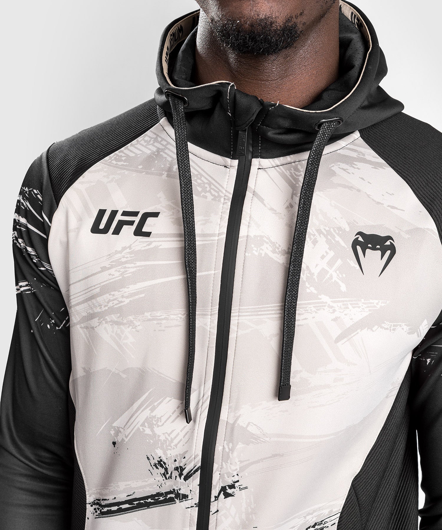 Sweat à capuche zippé pour Hommes UFC Venum Authentic Fight Week 2.0 - Sable/Noir - Image 8