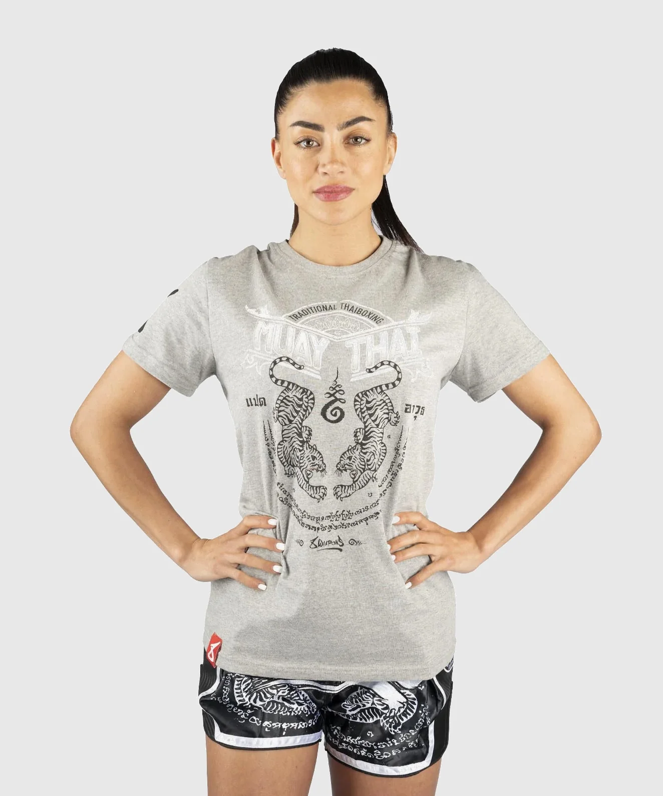T-shirt 8 Weapons Sak Yant Tigers - Gris - Image 4