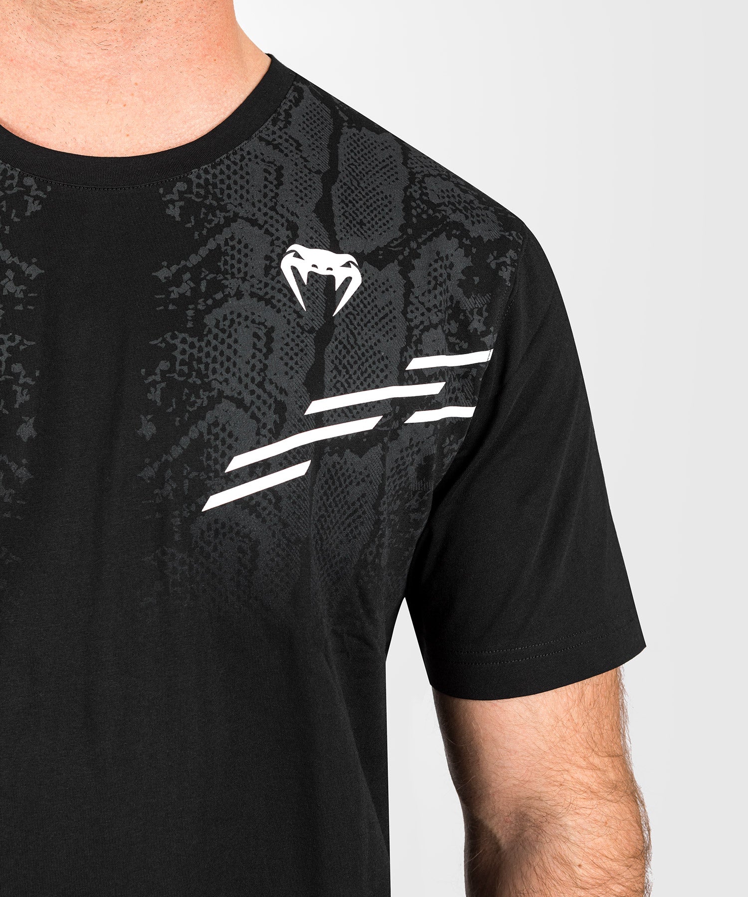 T-shirt à manches courtes pour Hommes UFC Adrenaline by Venum Replica - Noir - Image 3