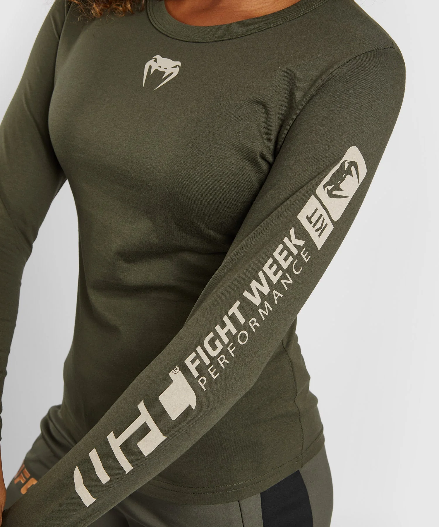 T-shirt à manches longues en coton pour Femmes UFC Adrenaline by Venum Fight Week - Kaki/Bronze - Image 6
