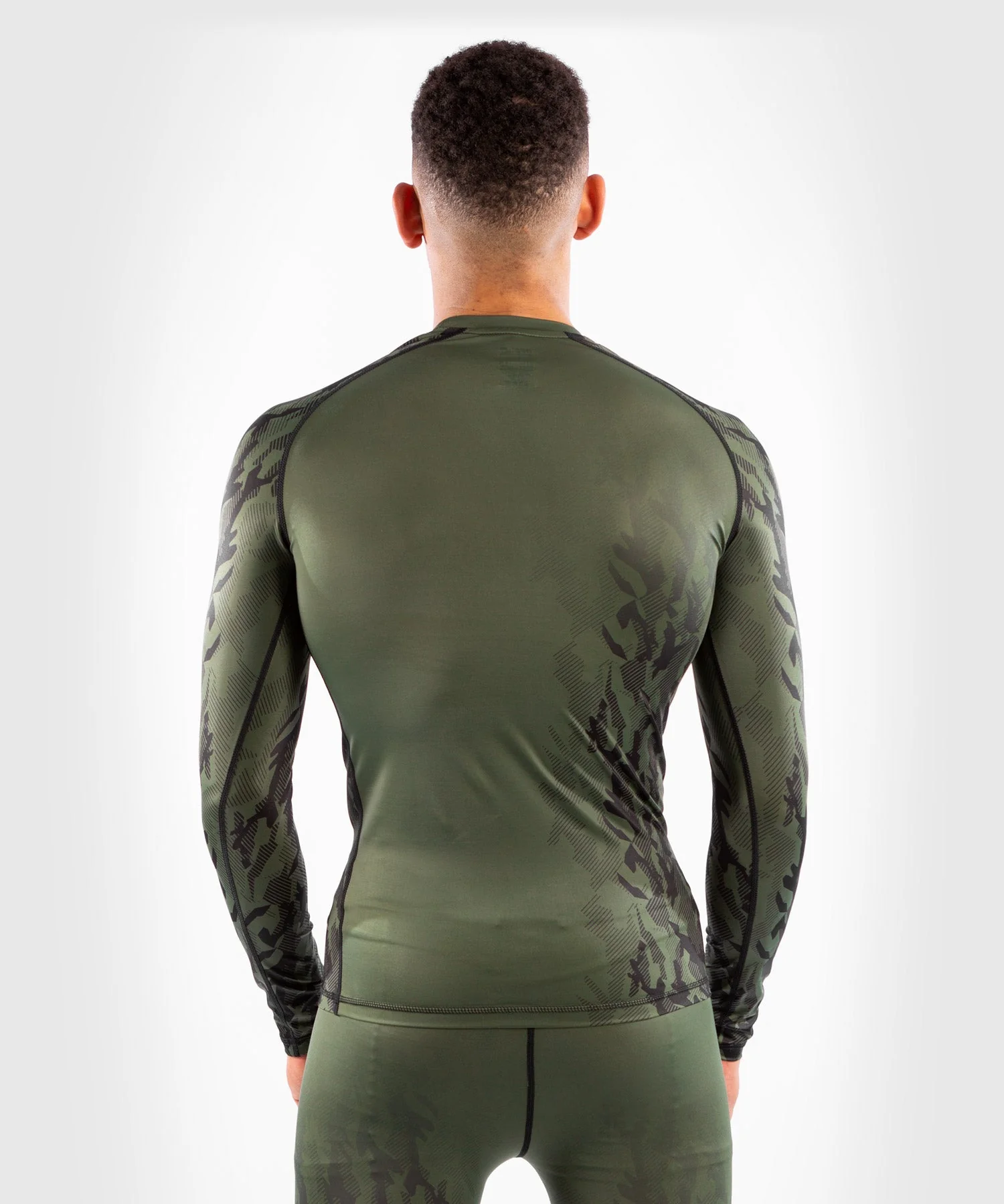 T-shirt de Compression Manches Longues Homme UFC Venum Authentic Fight Week - Kaki - Image 2