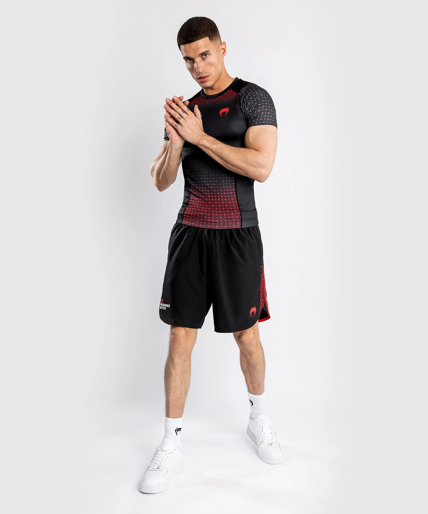 T-Shirt de Compression UFC Venum Performance Institute - Manches Courtes - Noir/Rouge - Image 9