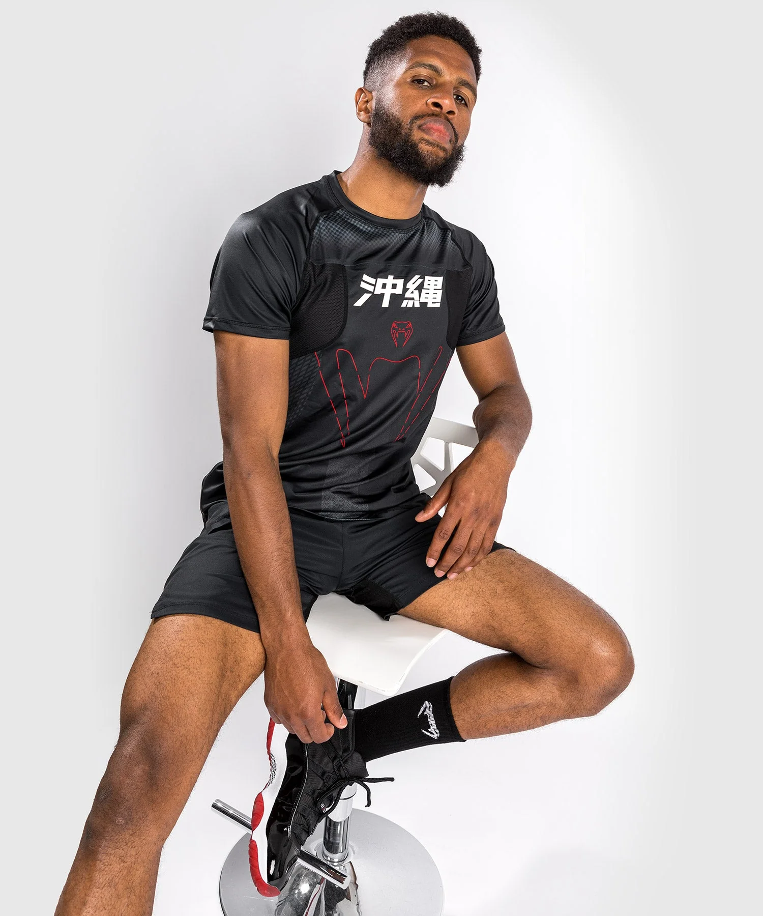 T-shirt dry tech - Manches Courtes - Venum Okinawa 3.0 - Noir/Rouge - Image 2