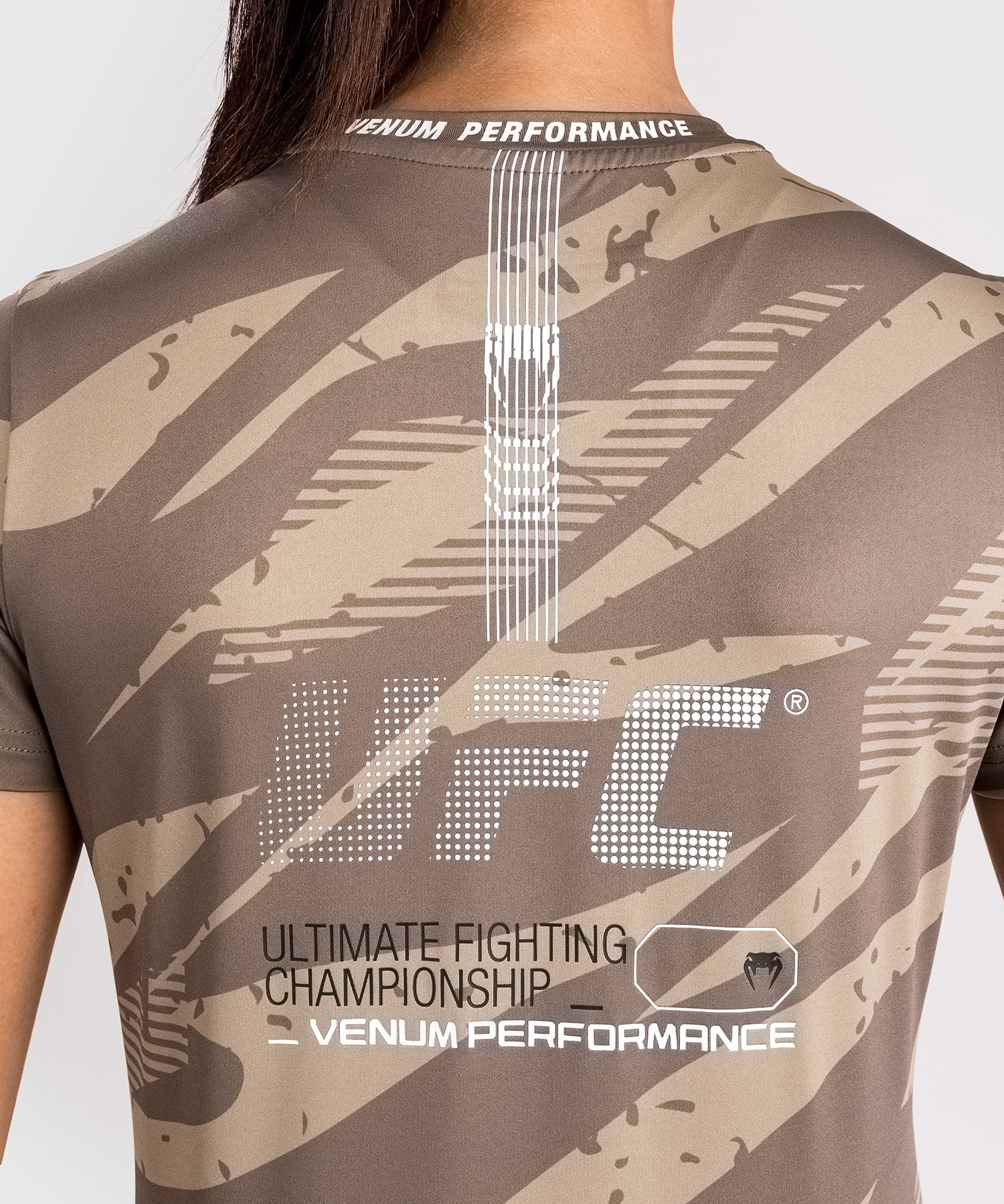 T-Shirt Dry-Tech pour Femmes UFC Adrenaline by Venum Fight Week - Desert Camo - Image 6