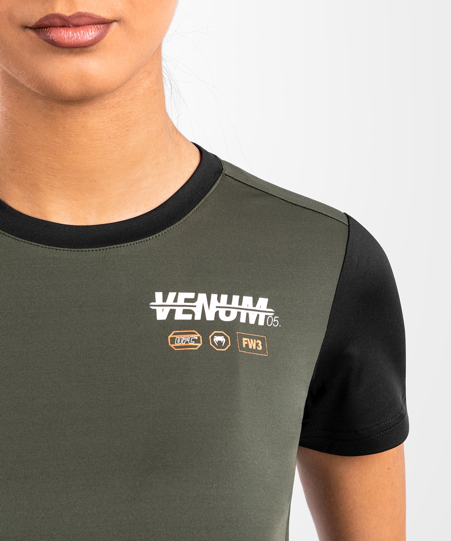 T-shirt Dry-Tech pour Femmes UFC Adrenaline by Venum Fight Week - Kaki/Bronze - Image 7