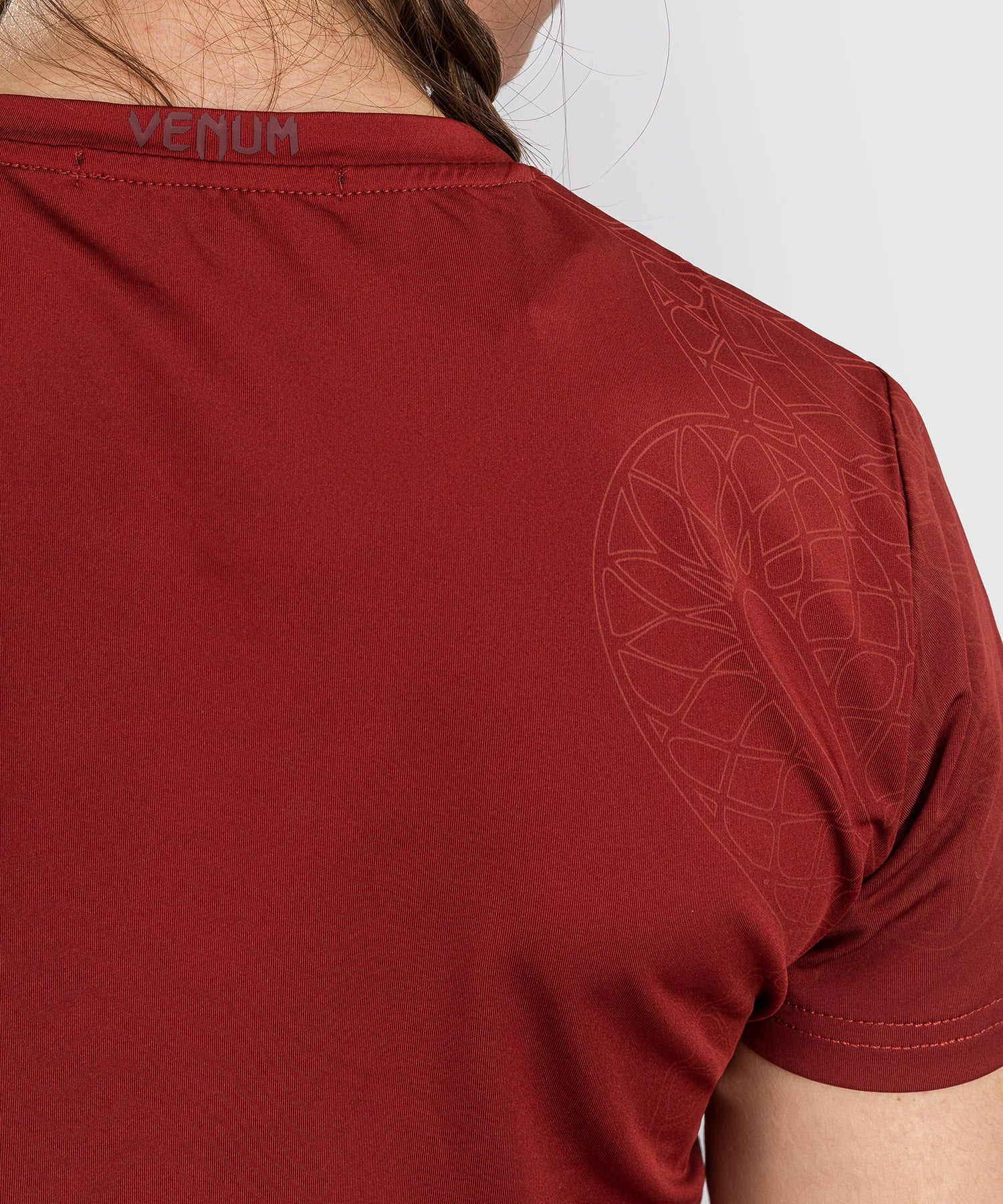 T-shirt Dry-Tech pour Femmes Venum Serpenti – Bordeaux/Ivoire - Image 7