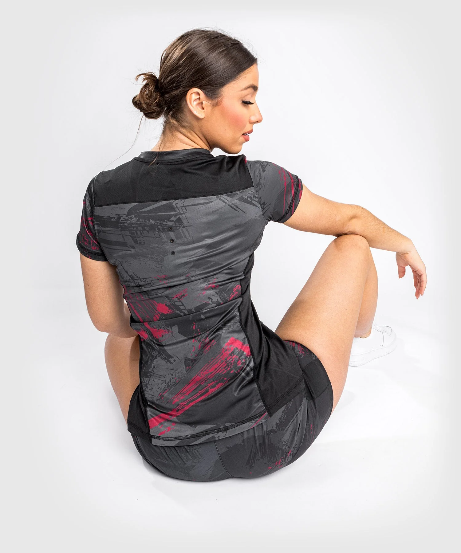 T-Shirt Dry Tech UFC Venum Authentic Fight Week 2.0 - Pour Femmes - Noir/Rouge - Image 6
