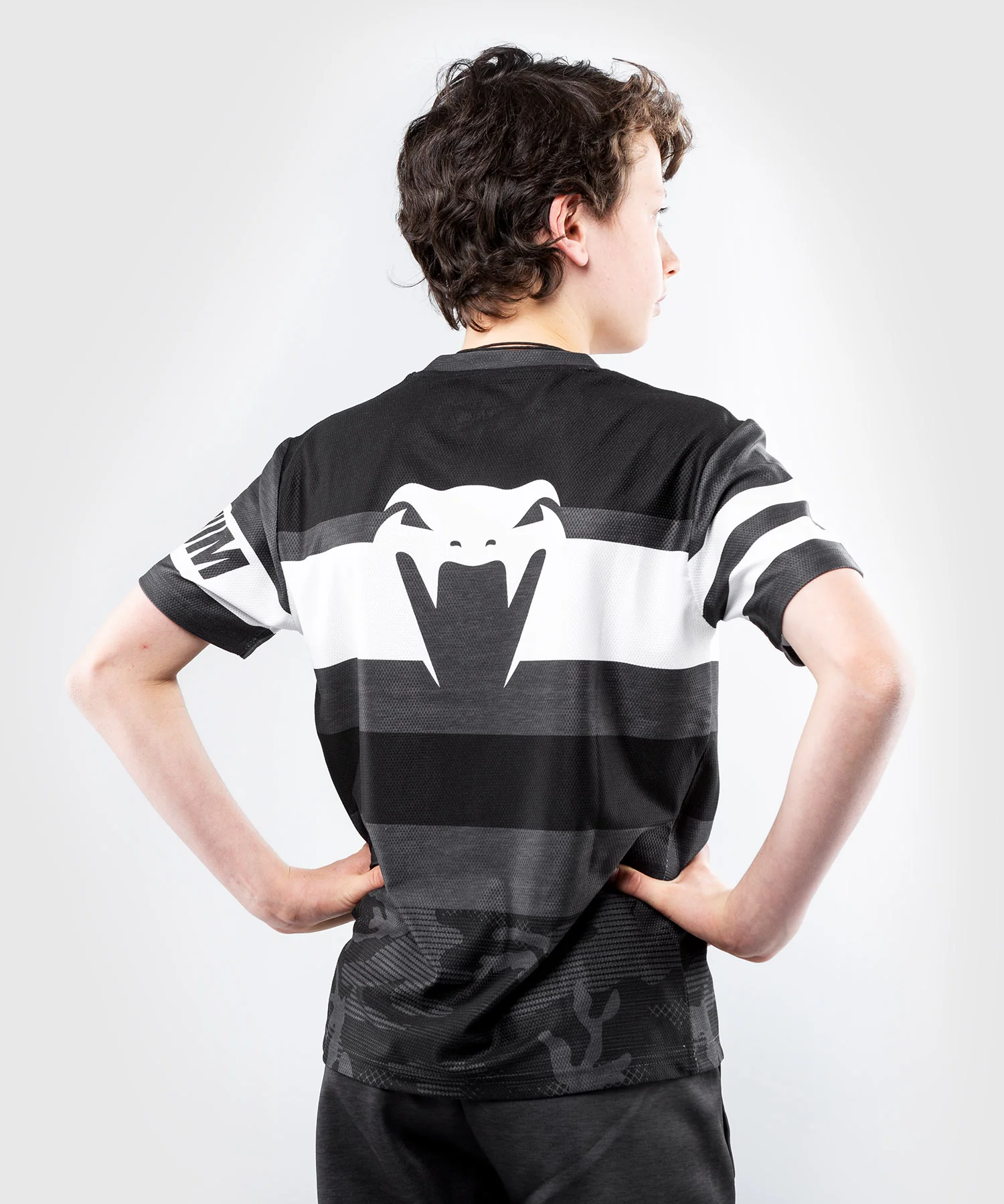 T-shirt Dry Tech Venum Bandit - pour enfants – Noir/Gris - Image 4