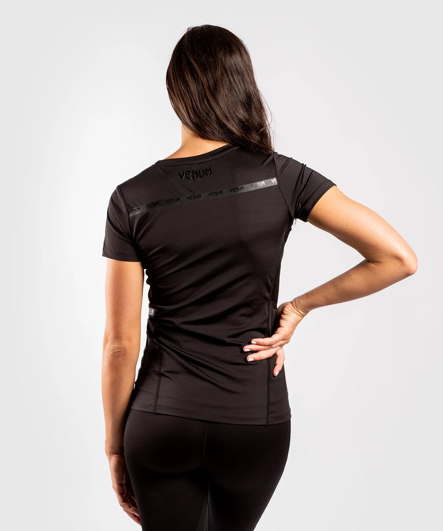 T-shirt Dry-Tech Venum G-Fit - Pour Femmes - Noir/Noir - Image 4