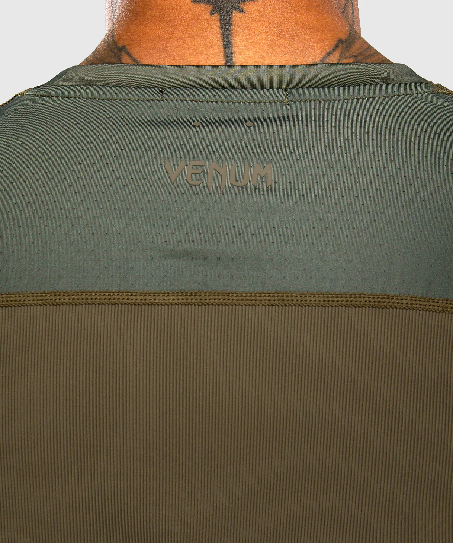 T-shirt Dry Tech Venum Stealth – Kaki/Vert Foncé - Image 6