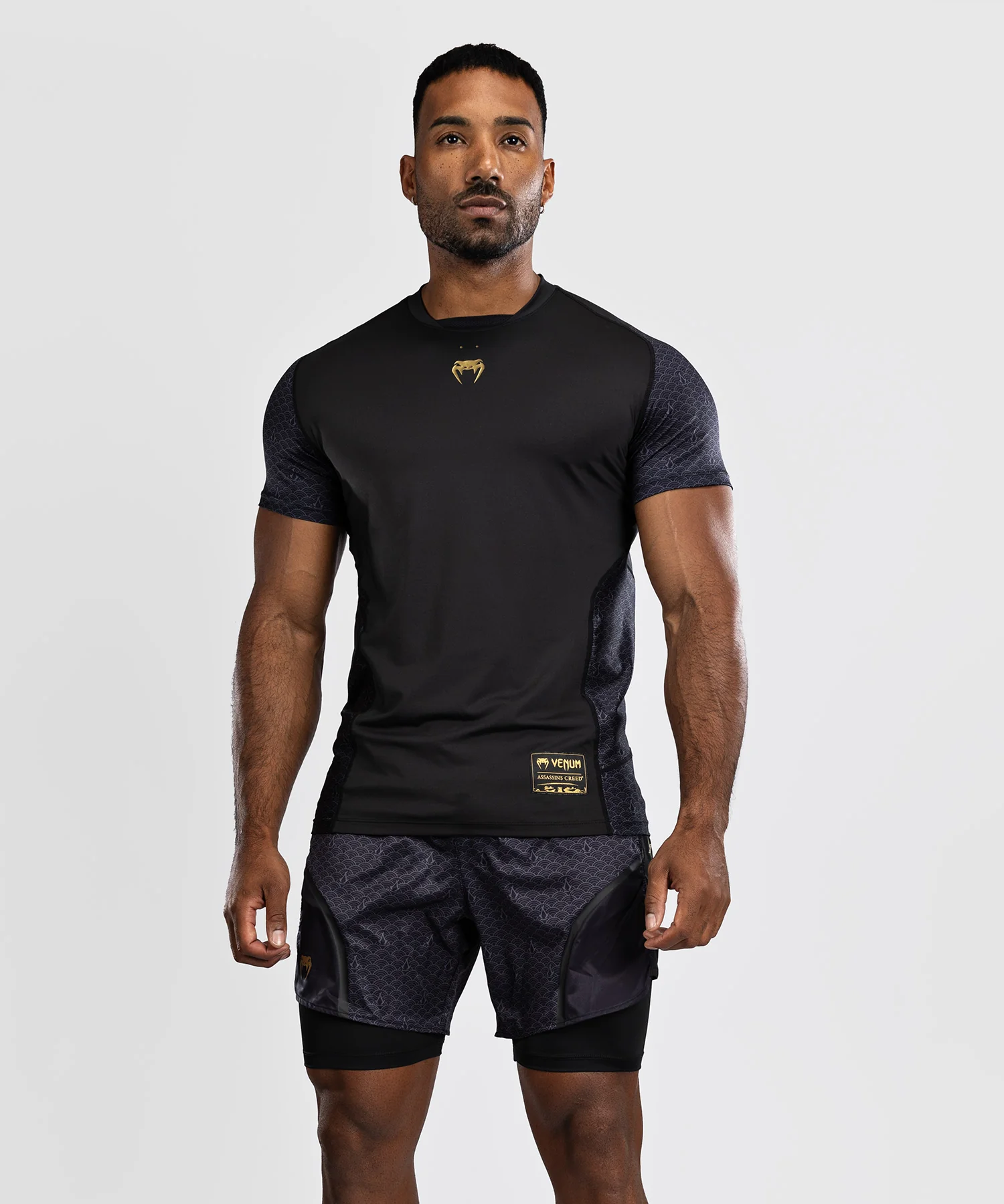 T-shirt Dry-tech Venum x Assassin’s Creed Shadows - Or Noir - Image 2