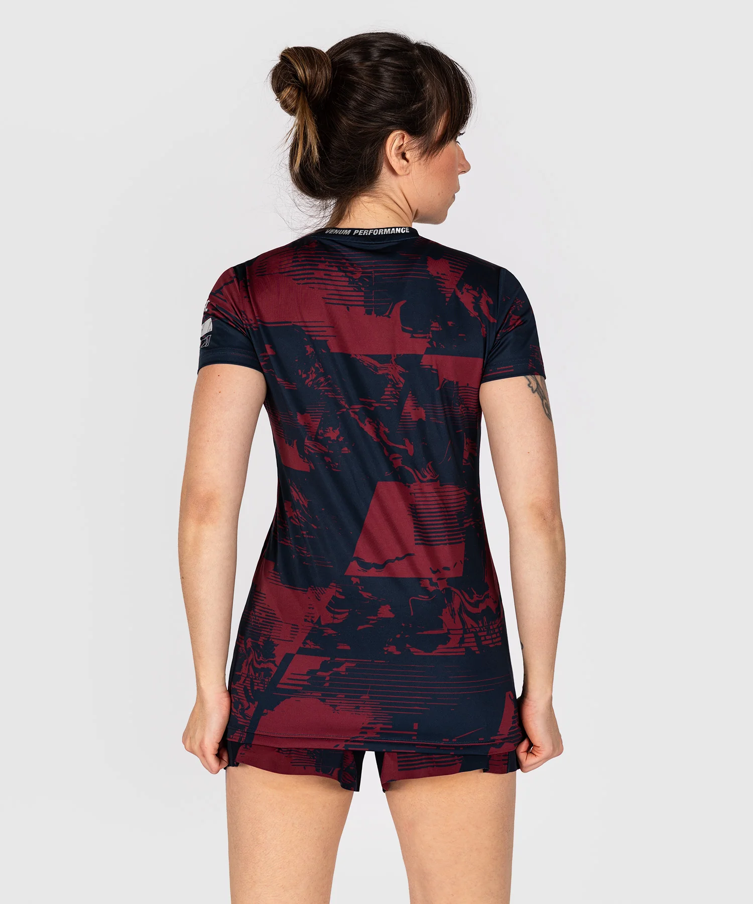 T-shirt manches courtes Performance Femme UFC Zenith by Venum Authentic Fight Week - Bleu marine/Bordeaux/Argent - Image 4