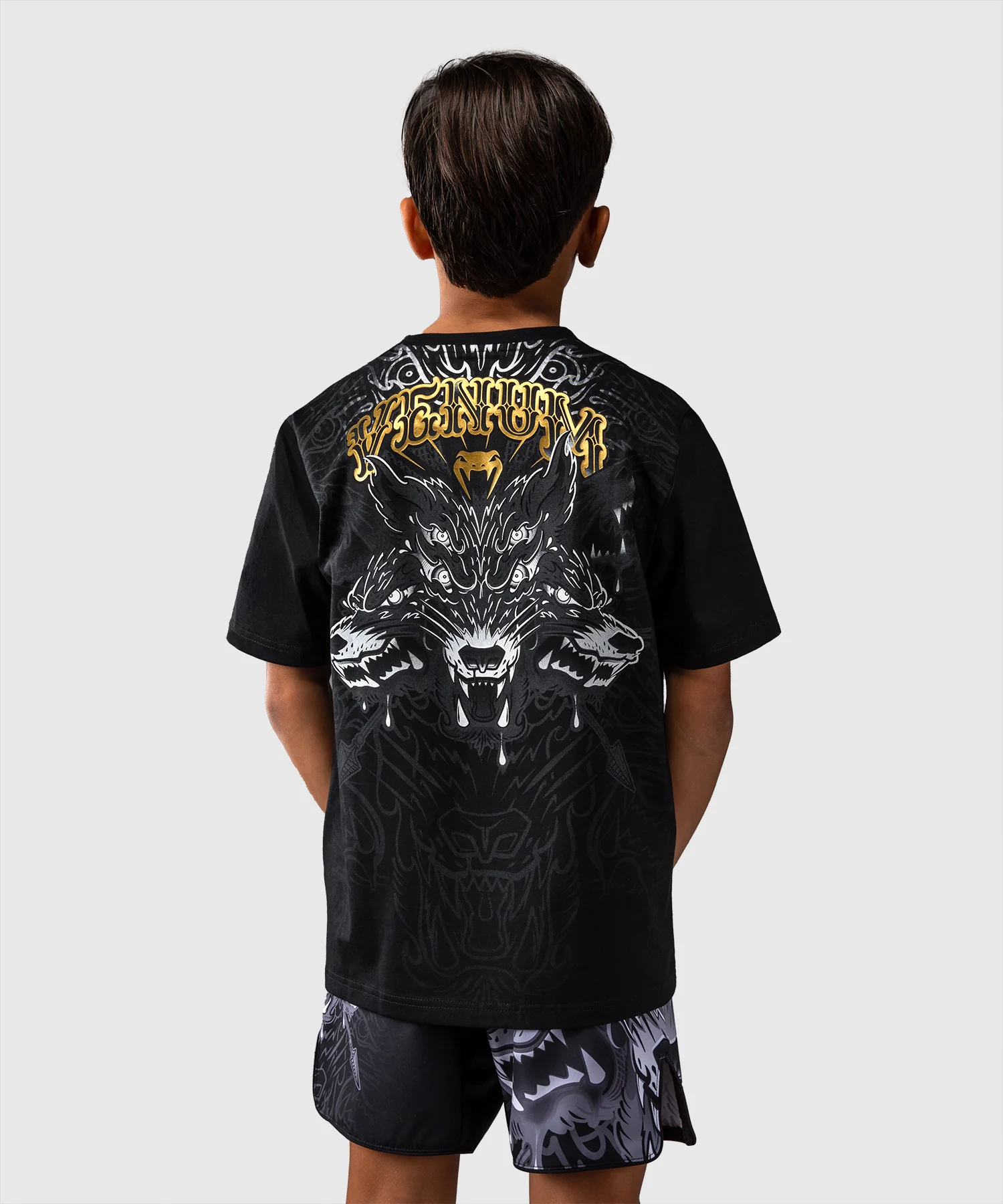 T-shirt Pour Enfants Venum Wolf Atak – Noir/Gris - Image 3