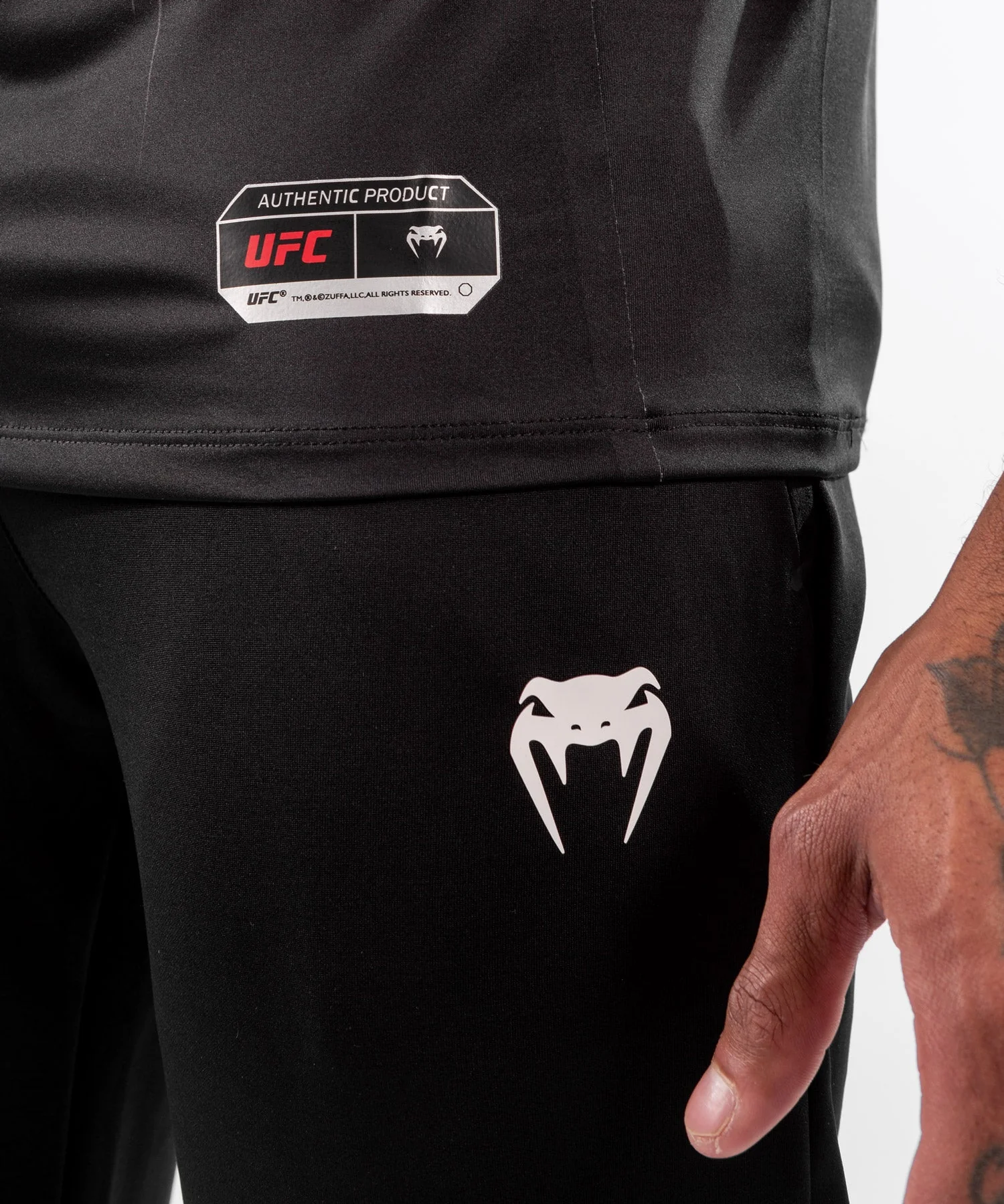 T-shirt Technique Homme UFC Venum Authentic Fight Night - Noir - Image 8