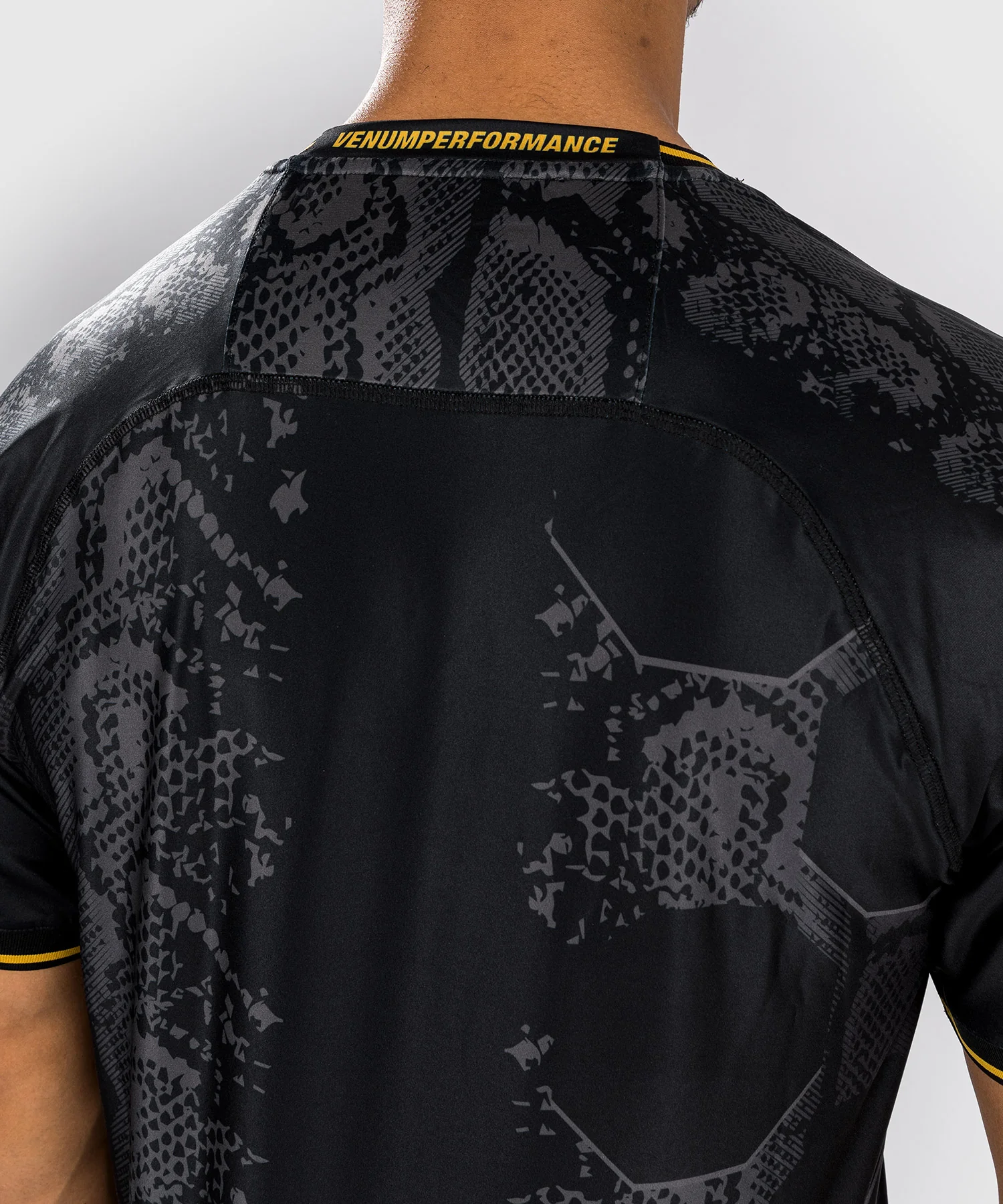 T-shirt Technique pour Hommes UFC Adrenaline by Venum Authentic Fight Night - Champion - Image 7