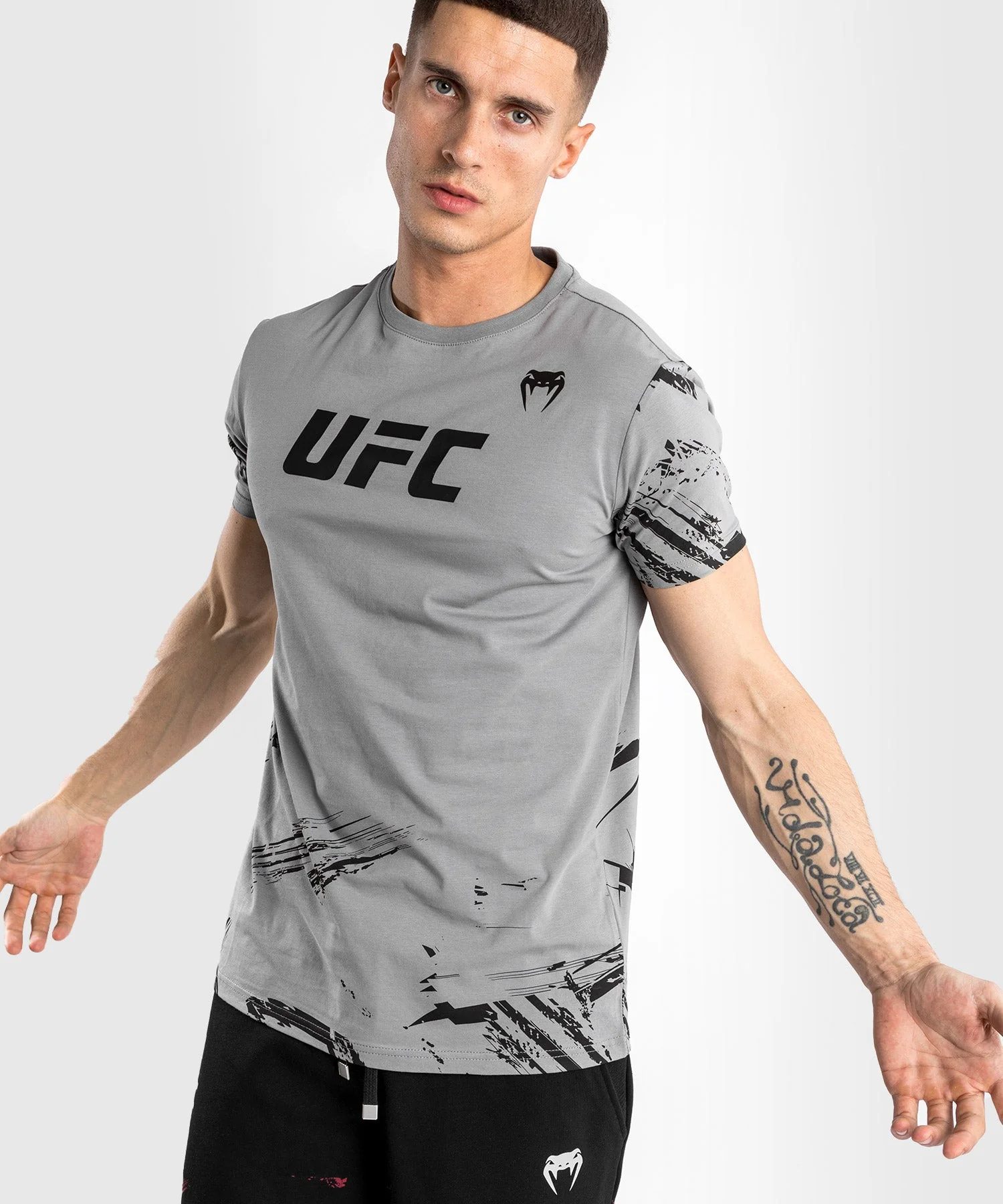 T-Shirt UFC Venum Authentic Fight Week 2.0 - Manches Courtes - Gris - Image 2