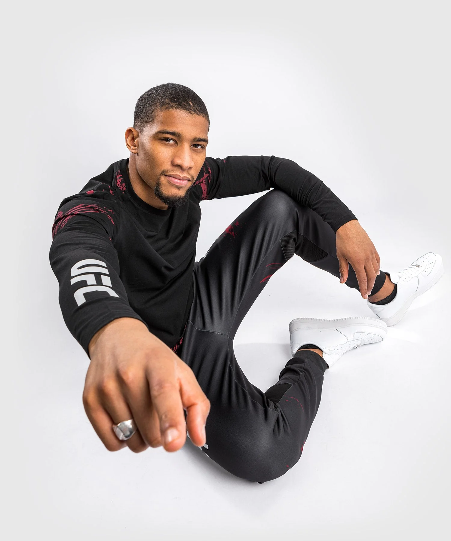 T-Shirt UFC Venum Authentic Fight Week 2.0 - Manches Longues - Noir/Rouge - Image 9