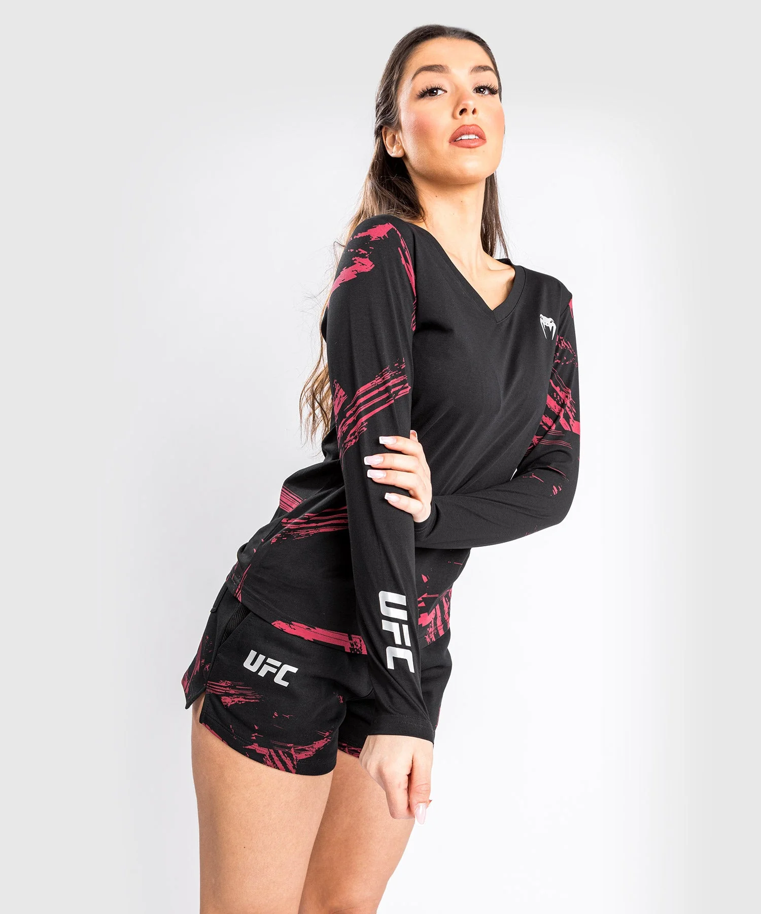 T-Shirt UFC Venum Authentic Fight Week 2.0 - Pour Femmes - Manches Longues - Noir/Rouge - Image 3
