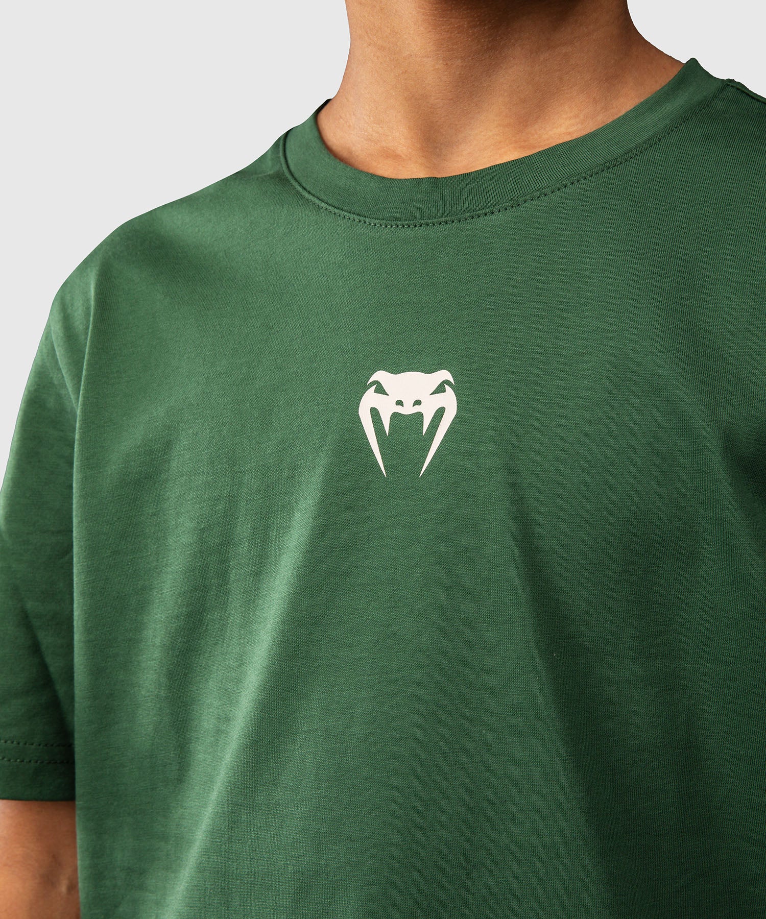 T-shirt pour Enfants Venum Contender – Vert Forêt/ Blanc Cassé - Image 3