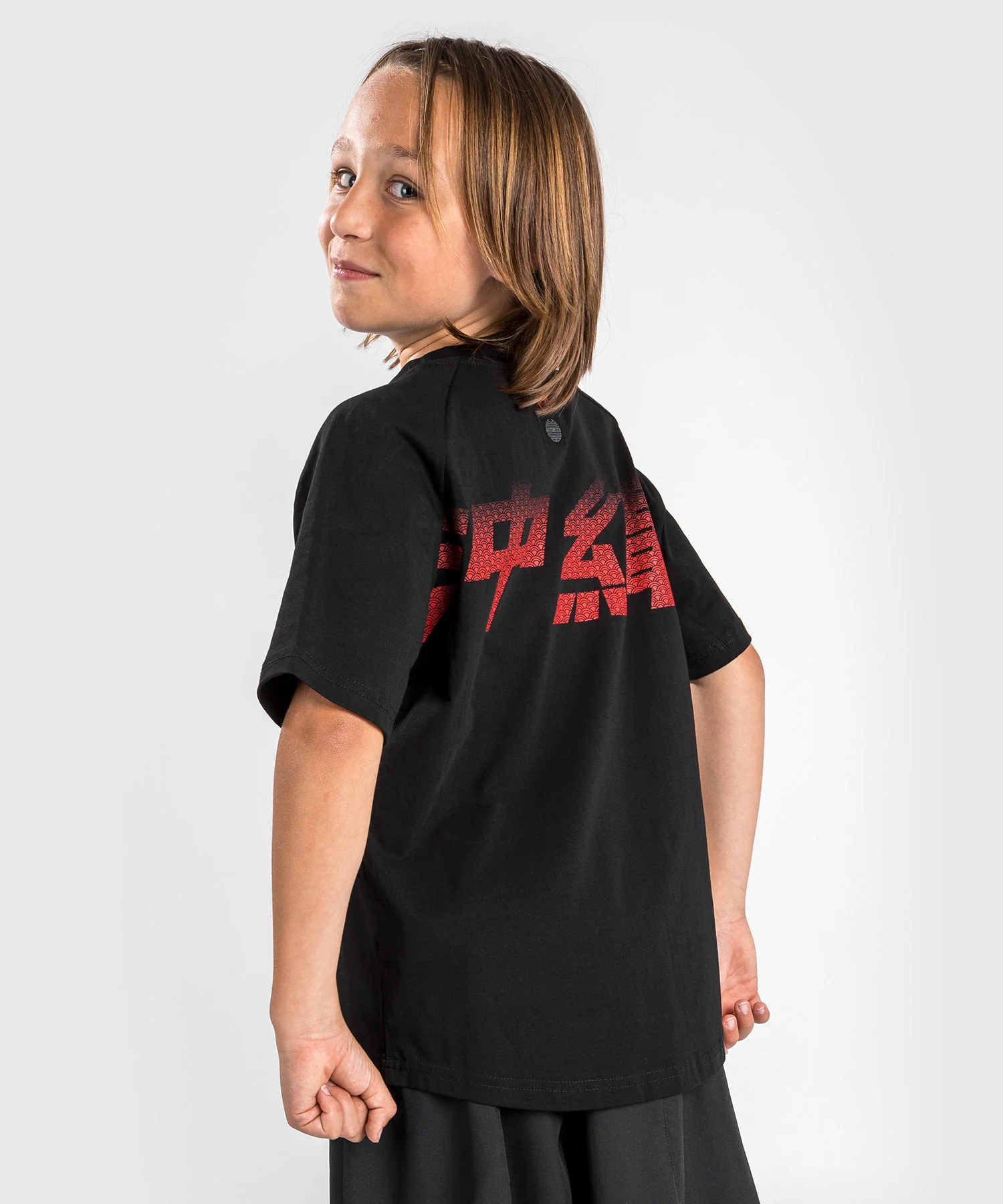 T-shirt Venum Okinawa 3.0 - Pour Enfants - Noir/Rouge - Image 4