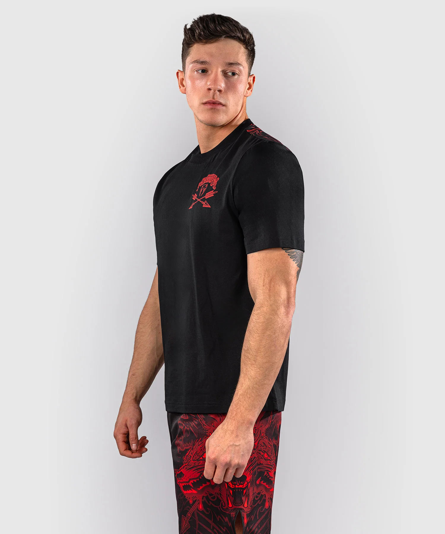 T-shirt Venum Wolf Atak – Noir/Rouge - Image 2