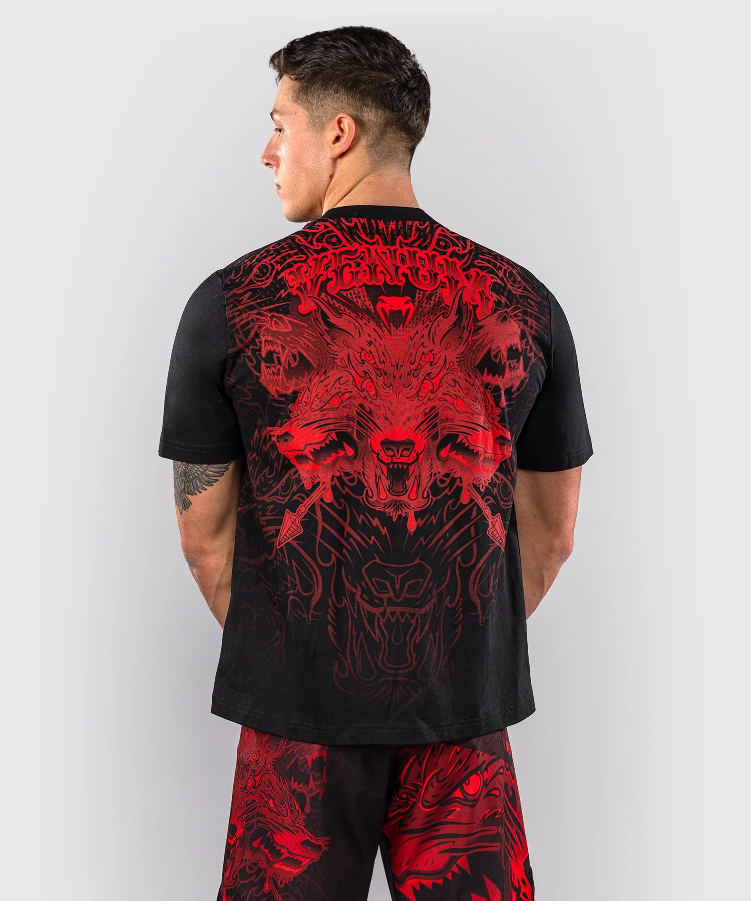 T-shirt Venum Wolf Atak – Noir/Rouge - Image 4