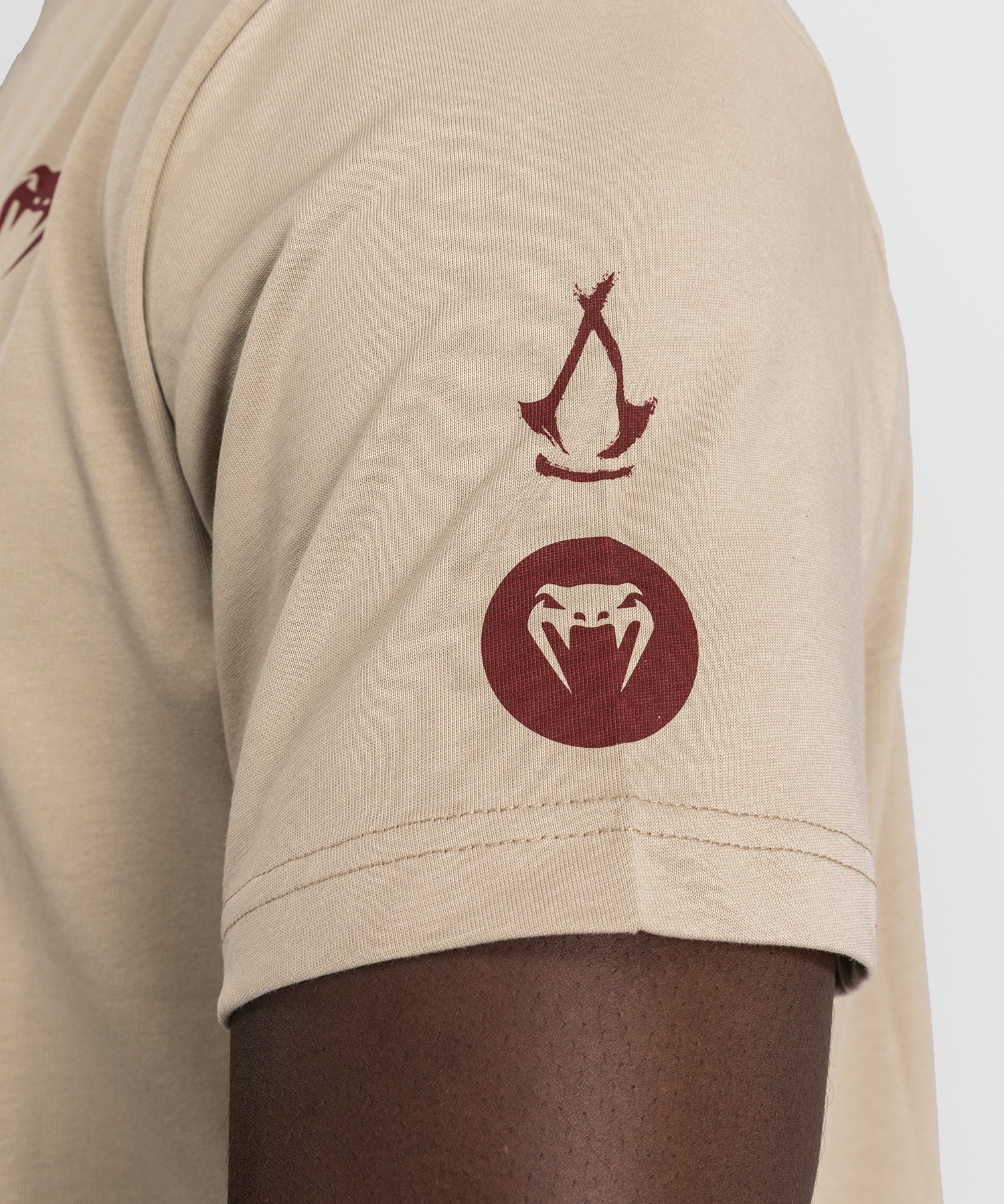 T-shirt Venum x Assassin’s Creed Shadows - Sable - Image 6