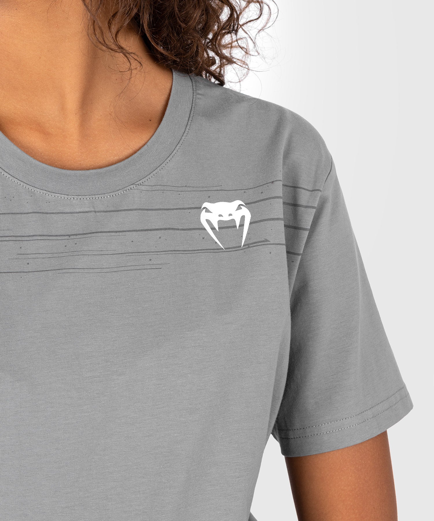 UFC Venum Performance Institute 2.0  T-Shirt Femme - Gris - Image 8