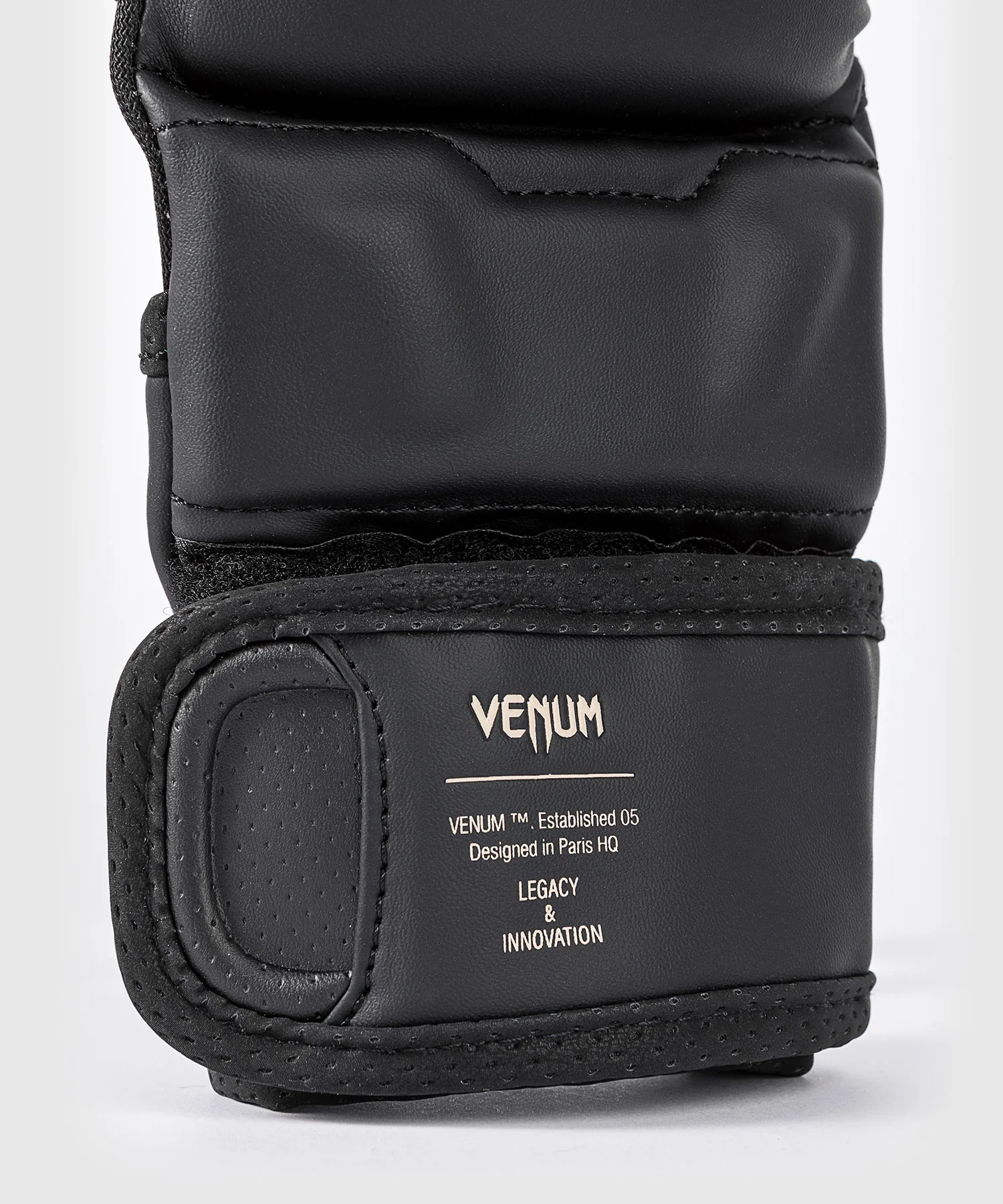 Gants de sparring MMA Venum Impact Evo - Noir - Image 7