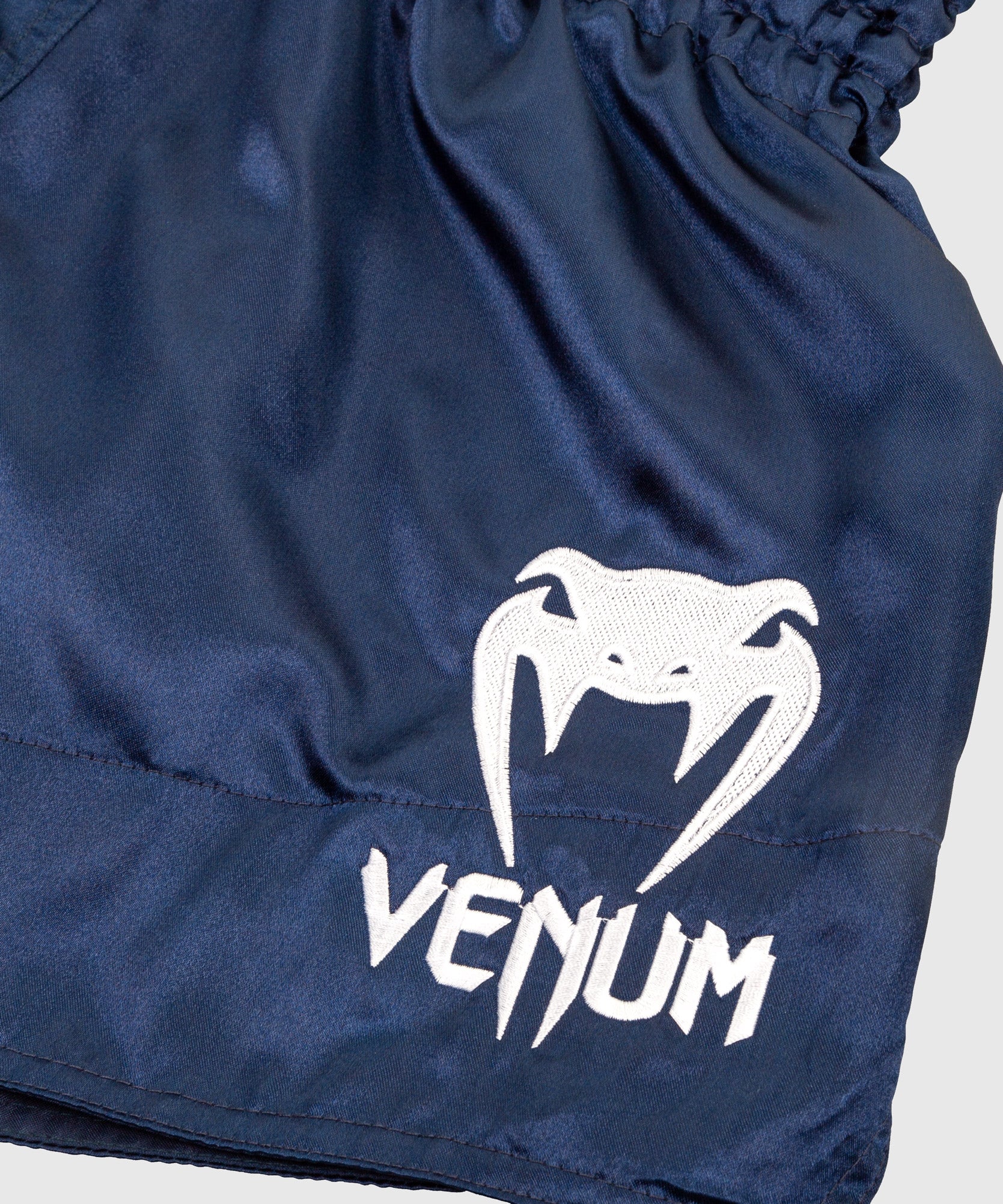 Short de Muay Thai Bleu marine/Blanc Venum Classic - Image 4