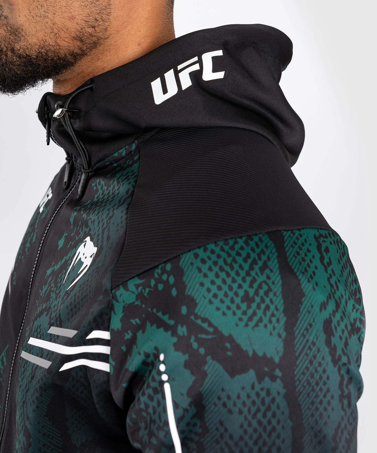Veste à capuche pour Hommes UFC Adrenaline by Venum Authentic Fight Night - Emerald Edition - Vert/Noir - Image 7